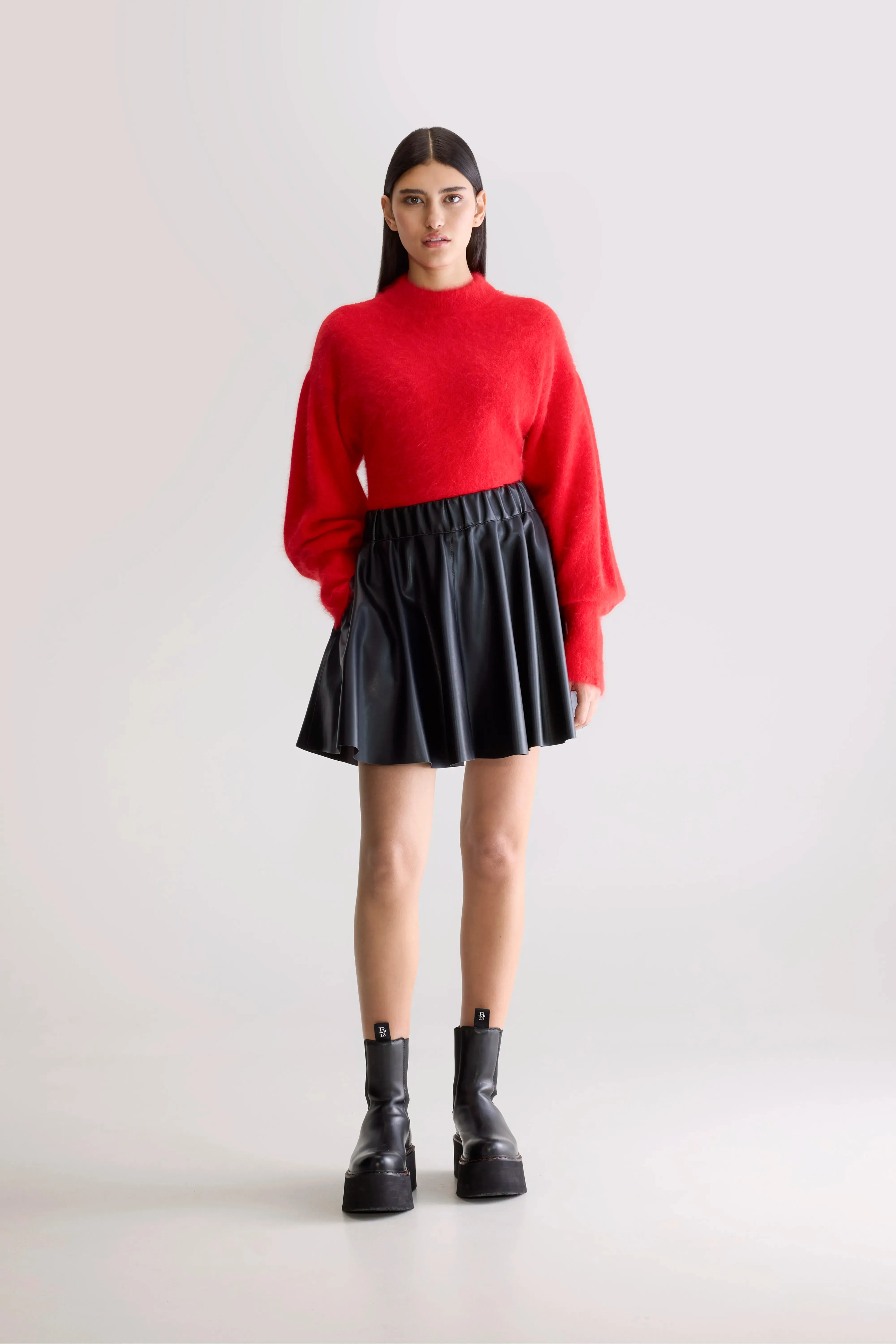 Hezza mini skirt (252 / W / BLACK) sold by Bellrose product image thumbnail 2