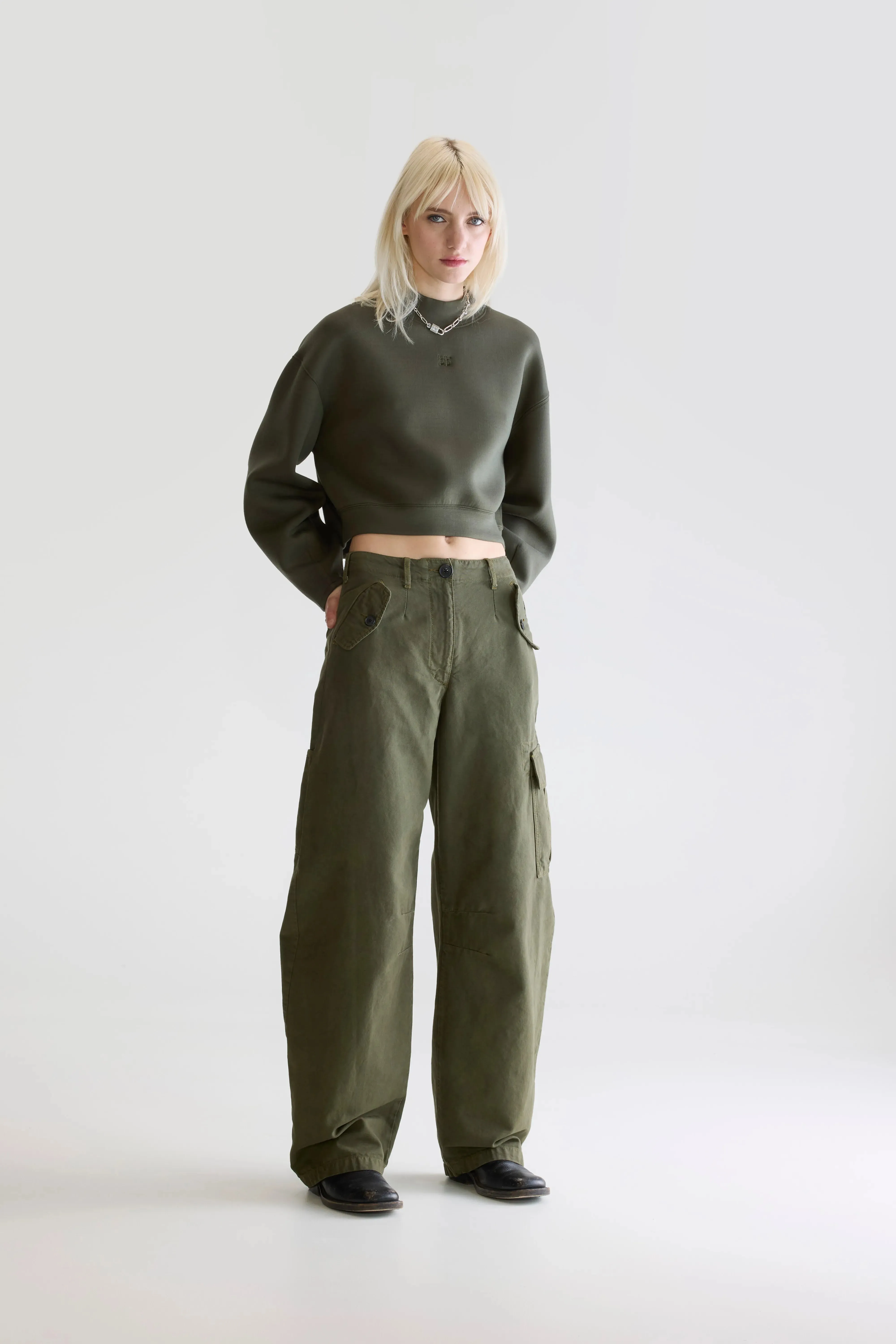 Piazza relaxed trousers (252 / W / OLIVE) sold by Bellrose product image thumbnail 2