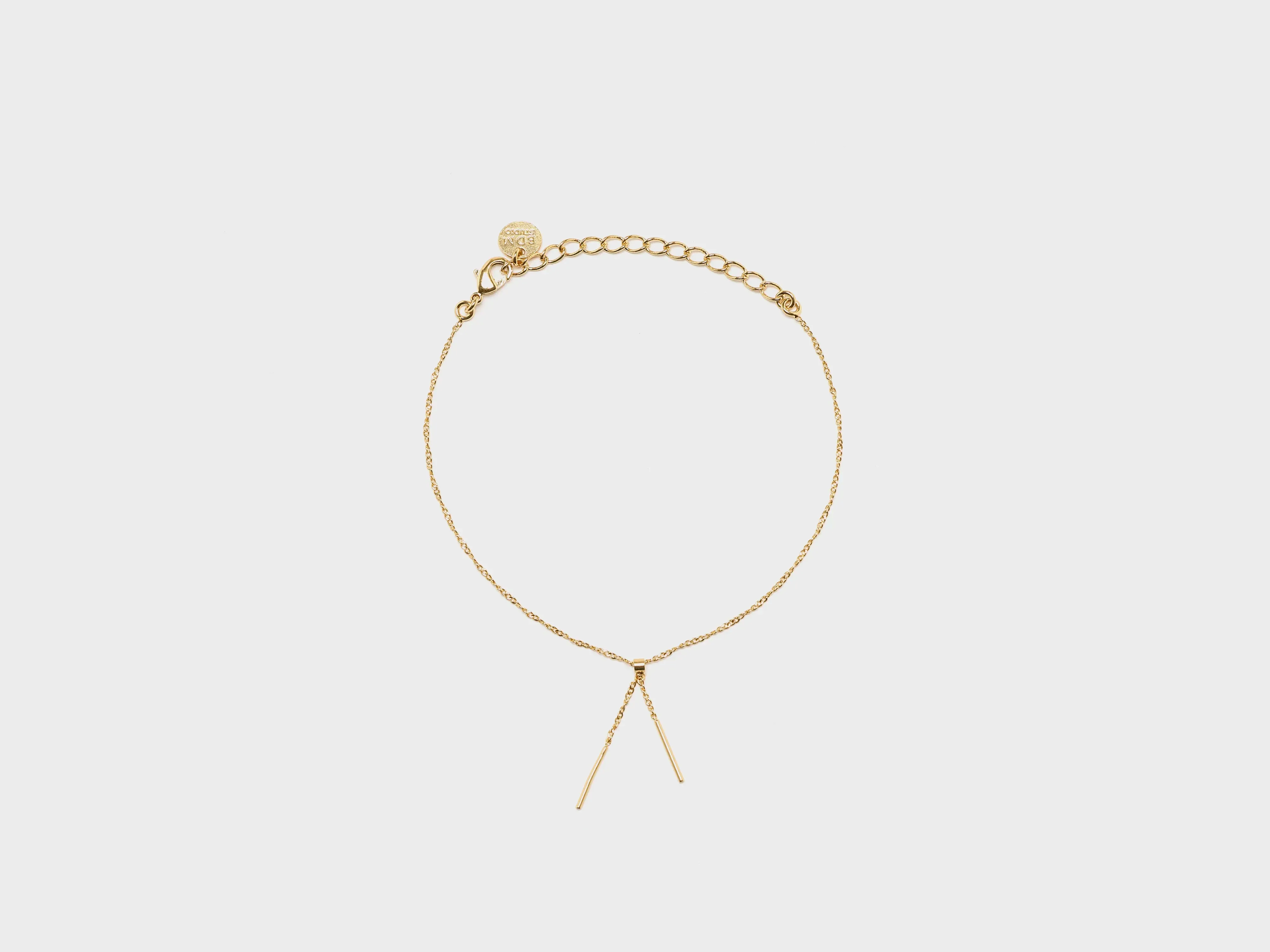 Adèle Bracelet (252 / W / GOLD) sold by Bellrose