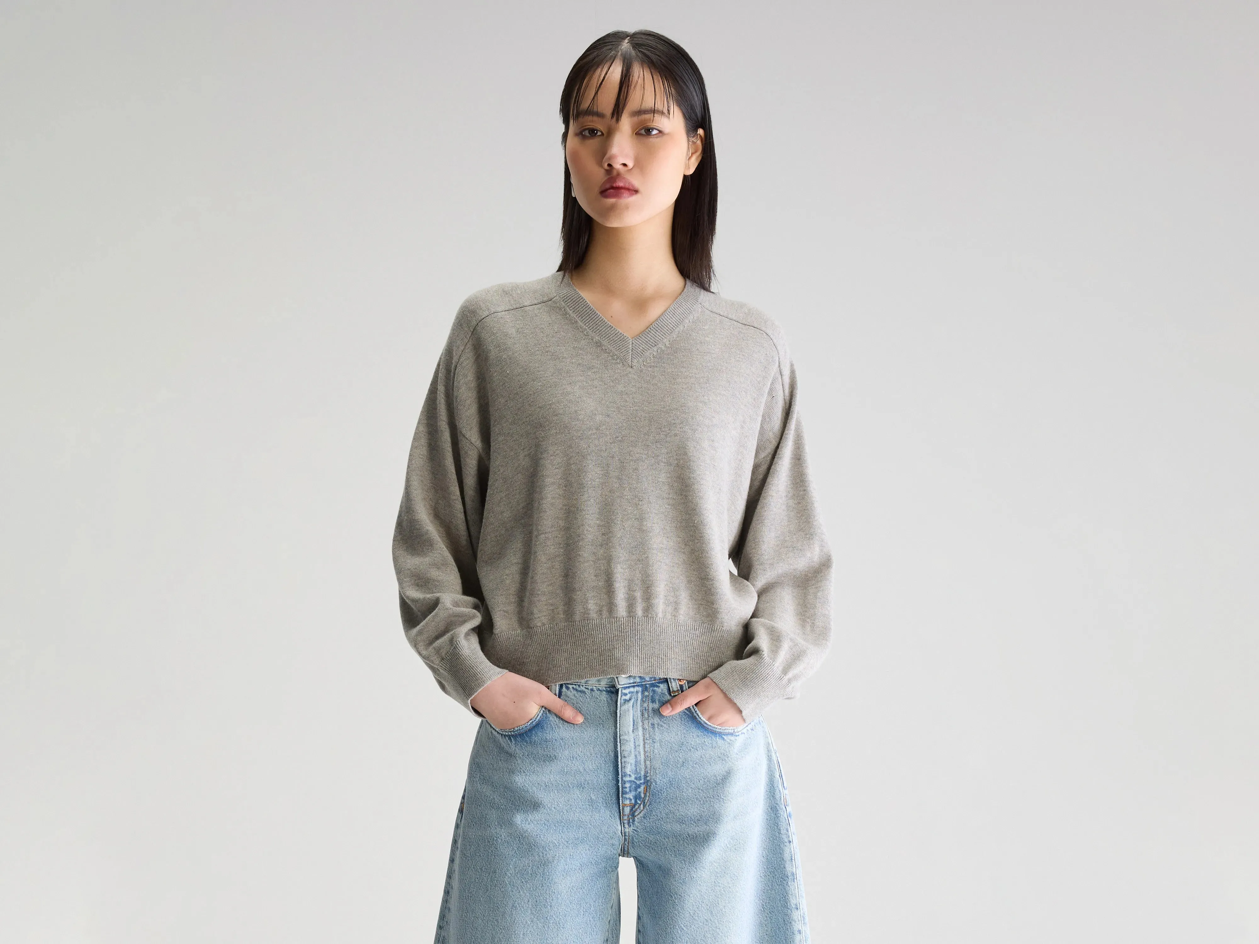 Gakor v-neck sweater (251 / W / H. GREY) sold by Bellrose