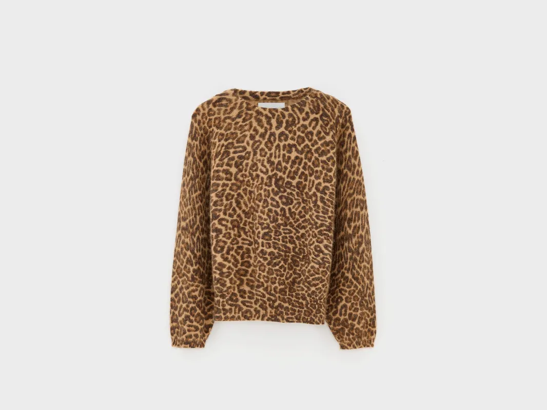 Dioal leopard print sweater (252 / W / COMBO A) sold by Bellrose