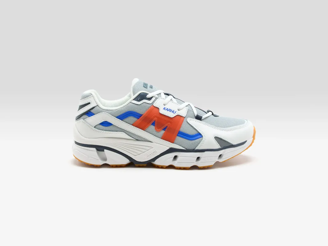 Super Fulcrum for Men  (252 / M / WHITE) made by Karhu
