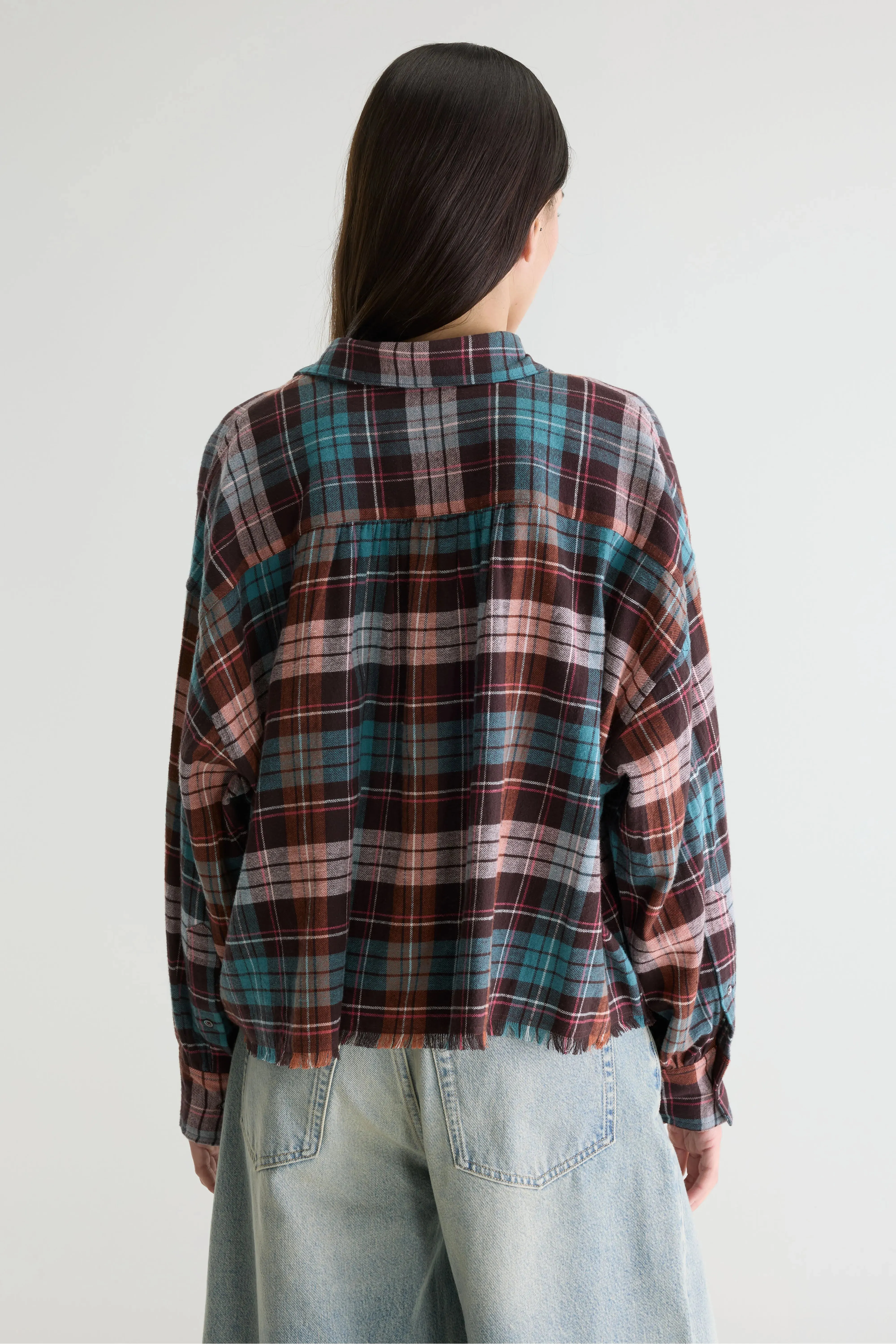 Kraft cropped shirt (261 / W / CHECK A) sold by Bellrose product image thumbnail 4