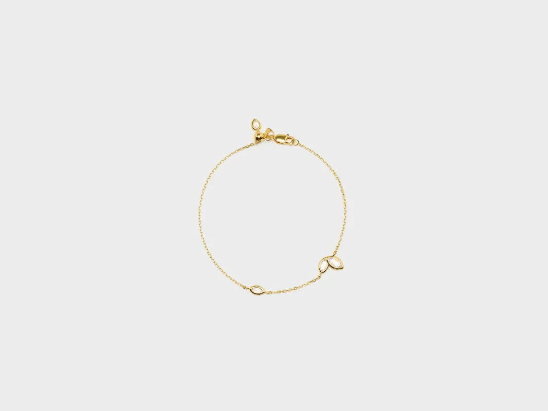Swift Bracelet 01  (261 / W / GOLD) made by Maria Black