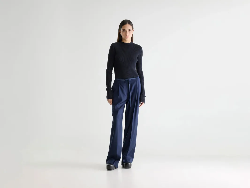 Vestal regular trousers (261 / W / NAVAL) made by Bellerose