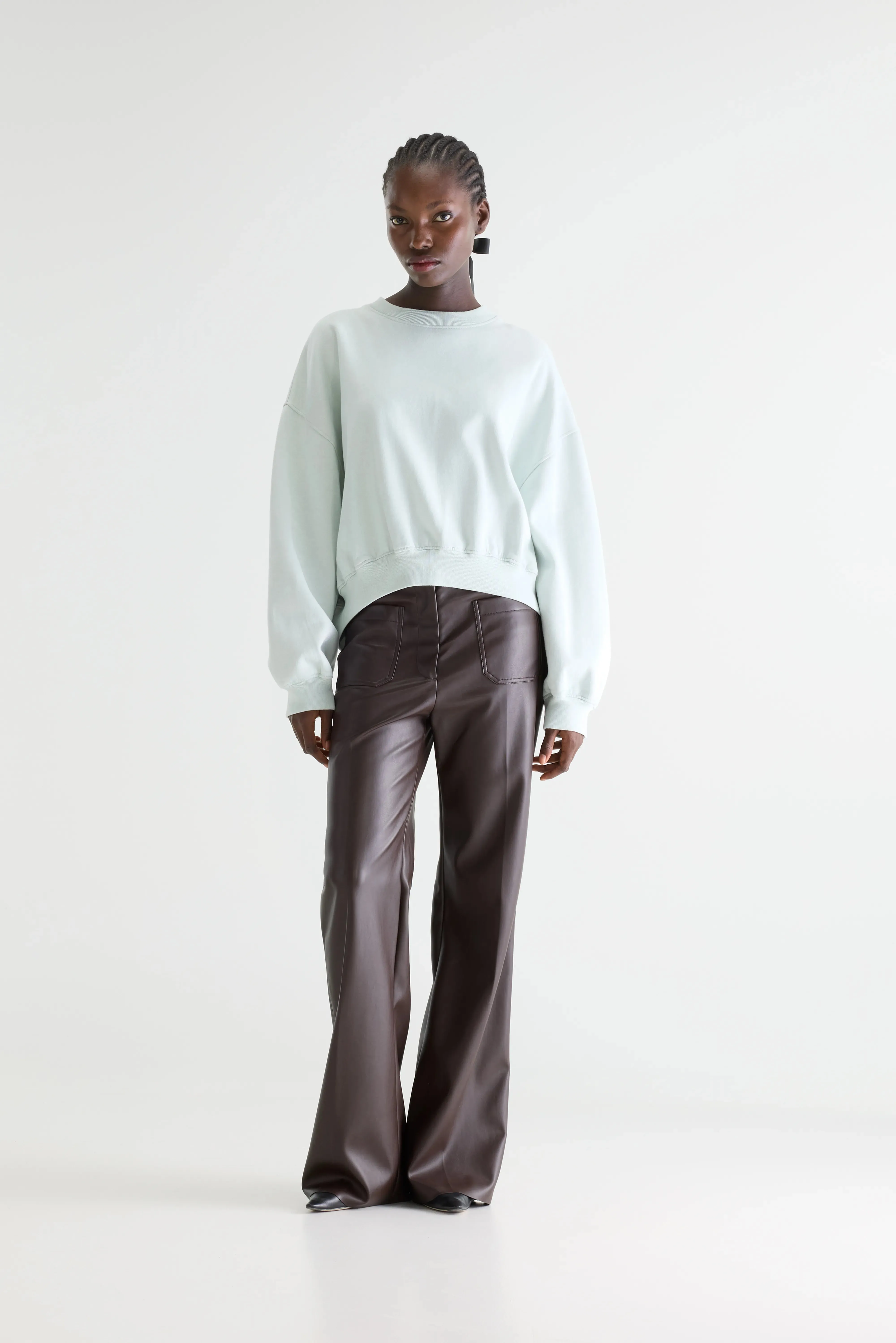 Fancy cropped crewneck sweatshirt (261 / W / AGUA VERDE) sold by Bellrose product image thumbnail 3