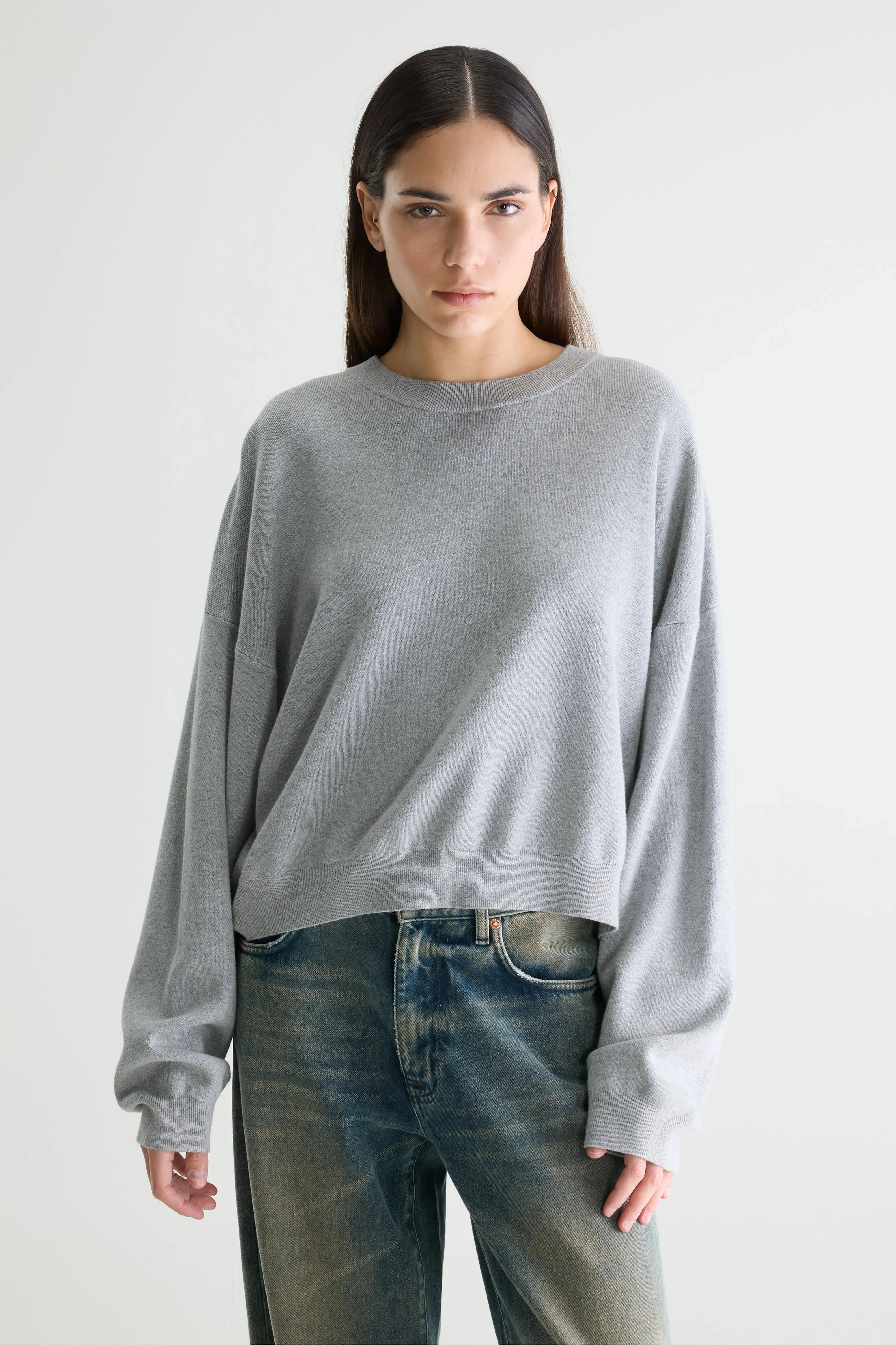 Angum relaxed sweater (261 / W / H. GREY) sold by Bellrose product image thumbnail 2