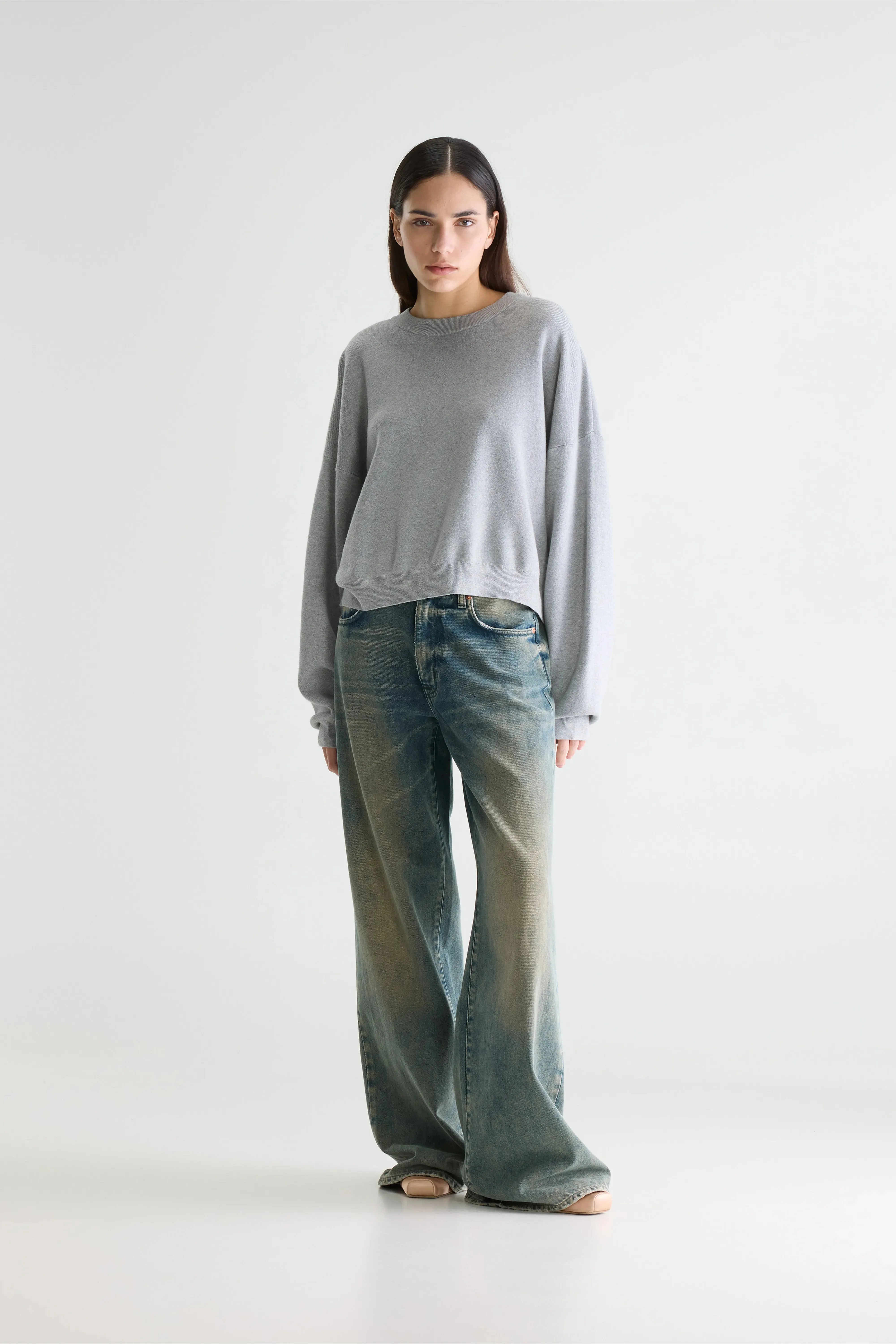 Angum relaxed sweater (261 / W / H. GREY) sold by Bellrose product image thumbnail 3