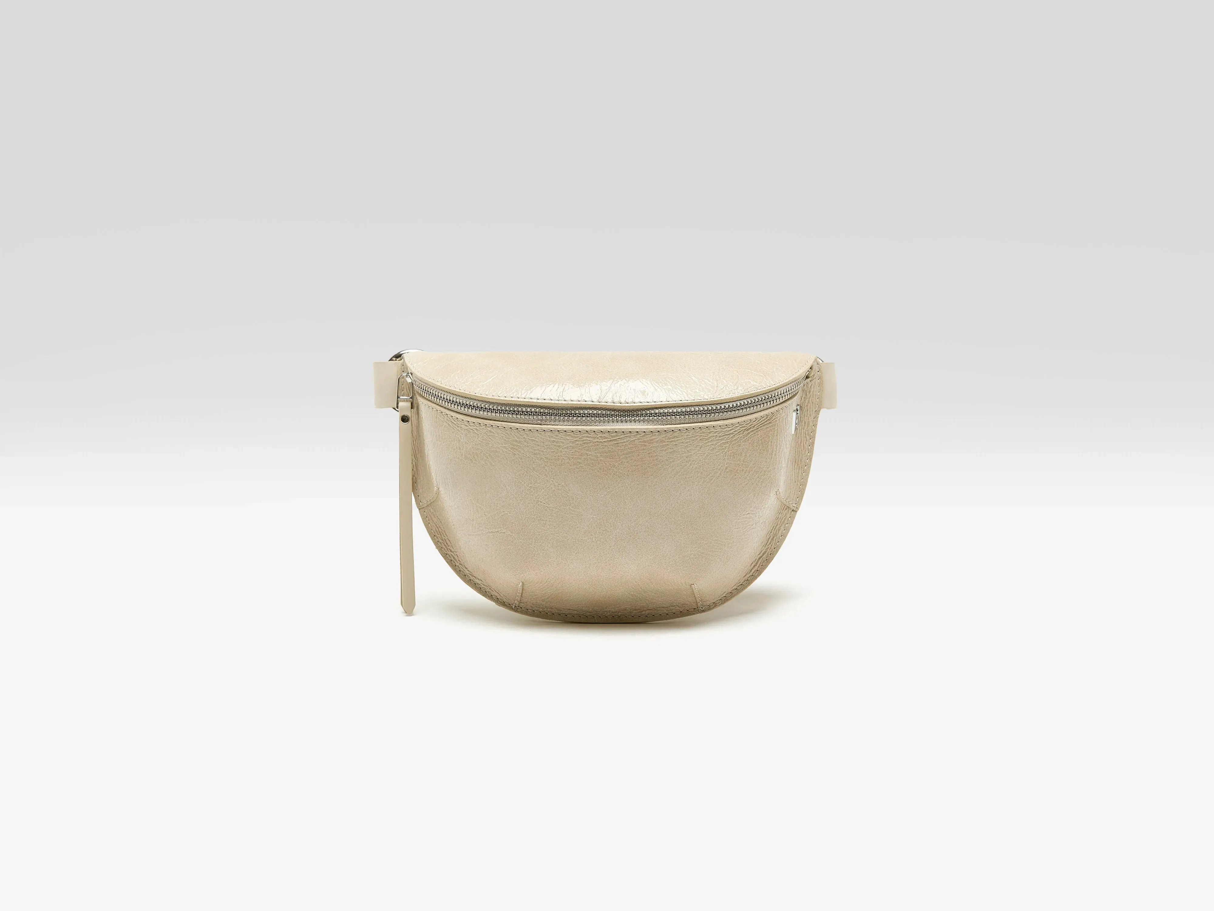 Rosie sling bag (261 / W / NUAGE) sold by Bellrose