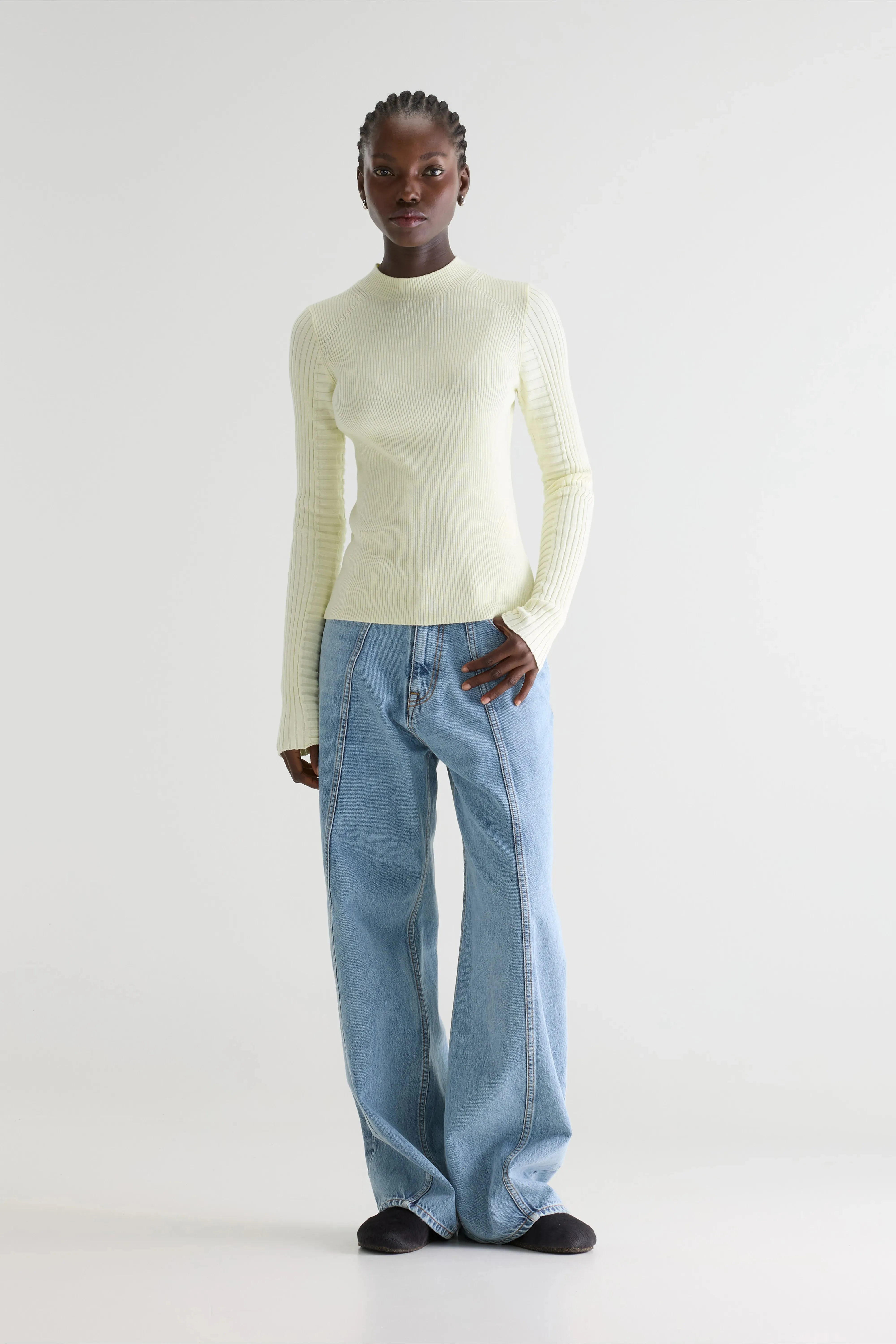 Aduard slim sweater (261 / W / LIMELIGHT) sold by Bellrose product image thumbnail 3
