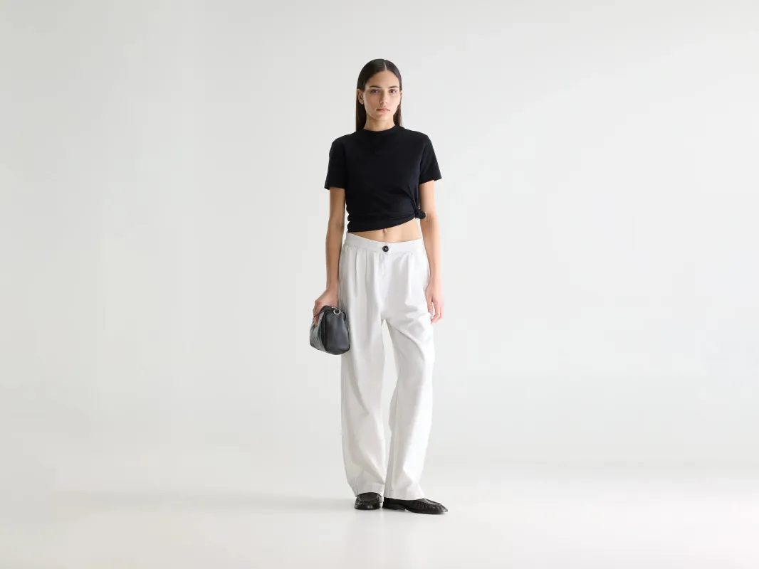 Pillow regular trousers (261 / W / LOTUS) made by Bellerose