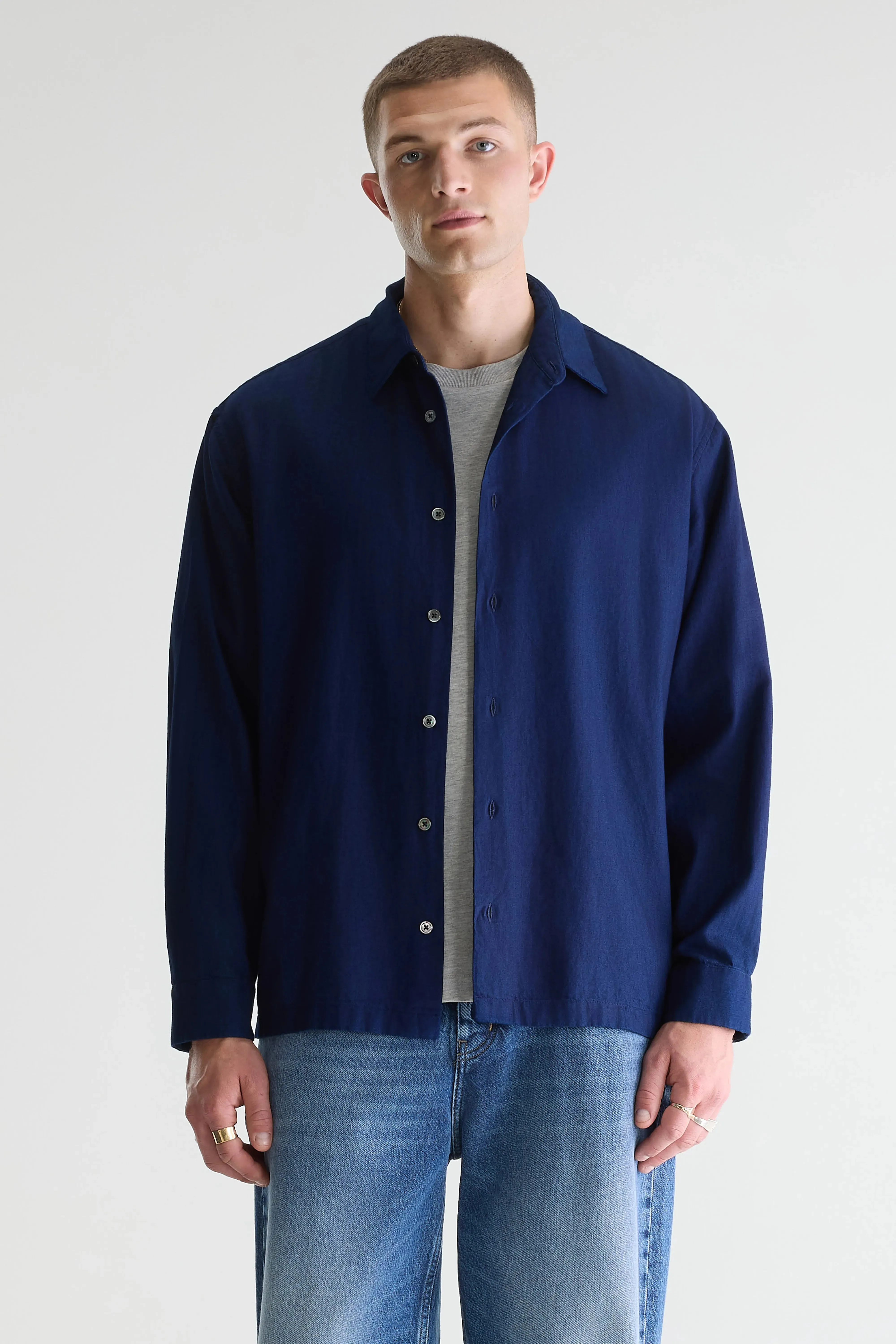 Flip relaxed shirt (261 / M / INDIGO) sold by Bellrose product image thumbnail 2