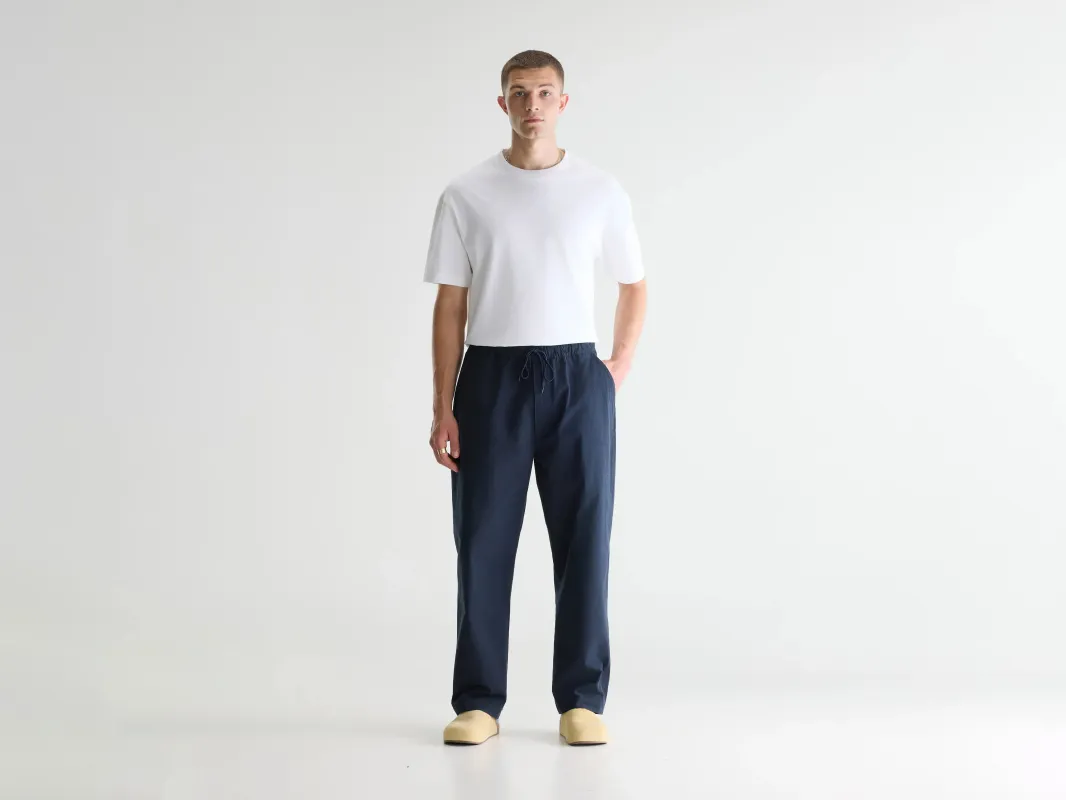 Julius baggy trousers (261 / M / NAVY) sold by Bellrose