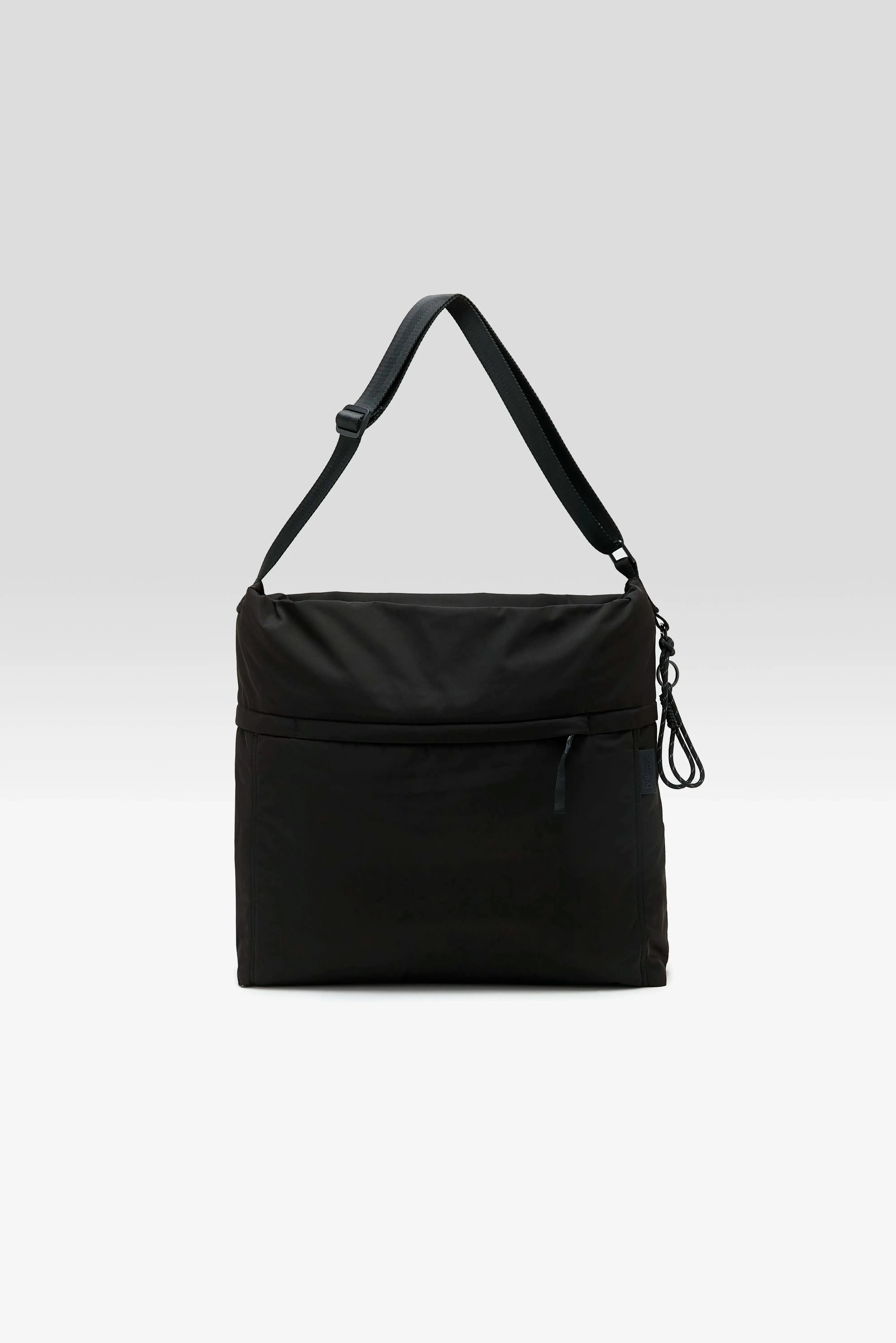 Hendem shoulder bag (261 / M / BLACK) sold by Bellrose product image thumbnail 2