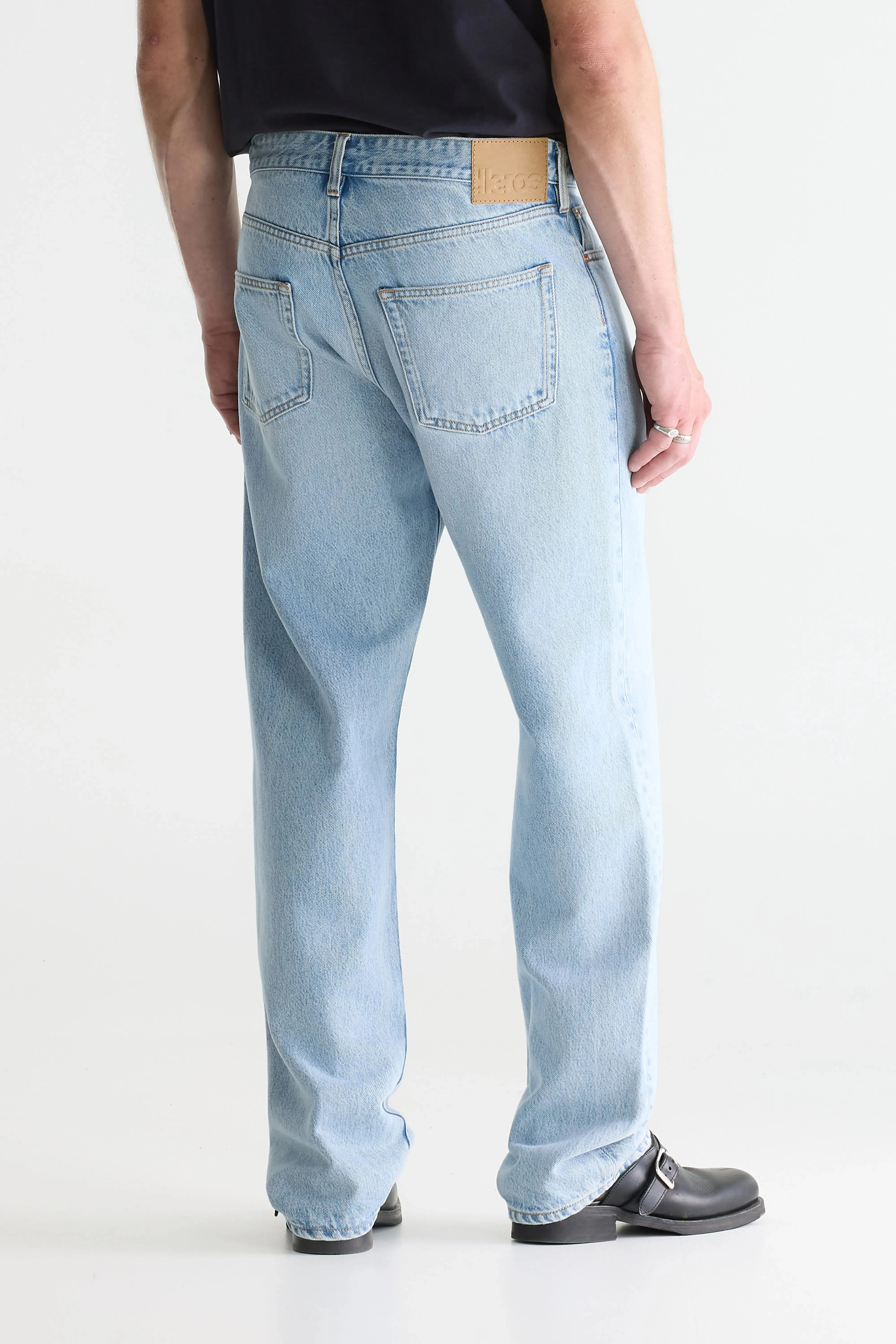 Denim N. 09 - straight jeans (261 / M / USED LT BLUE) sold by Bellrose product image thumbnail 5