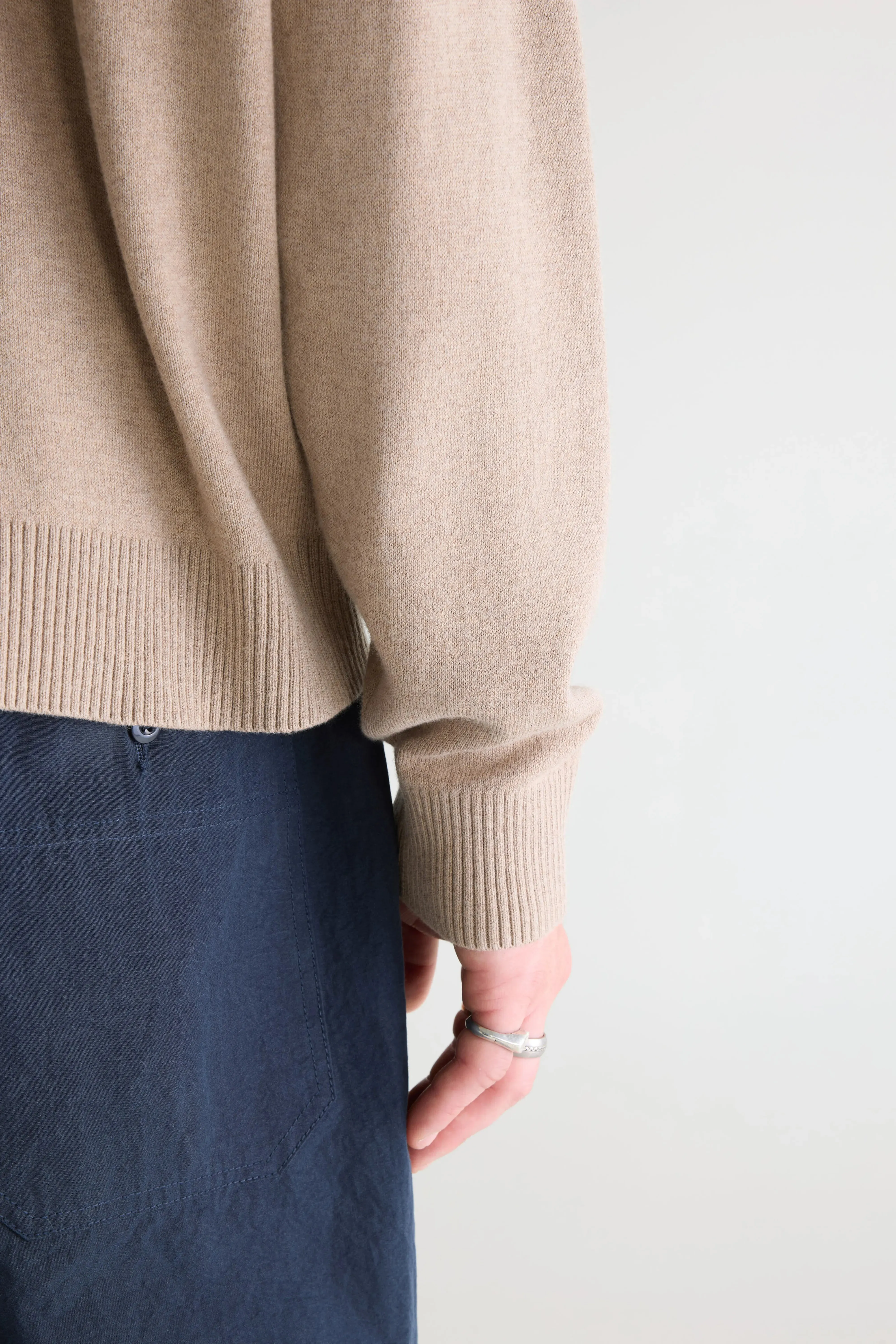 Geolem crewneck sweater (261 / M / CHINO) sold by Bellrose product image thumbnail 5