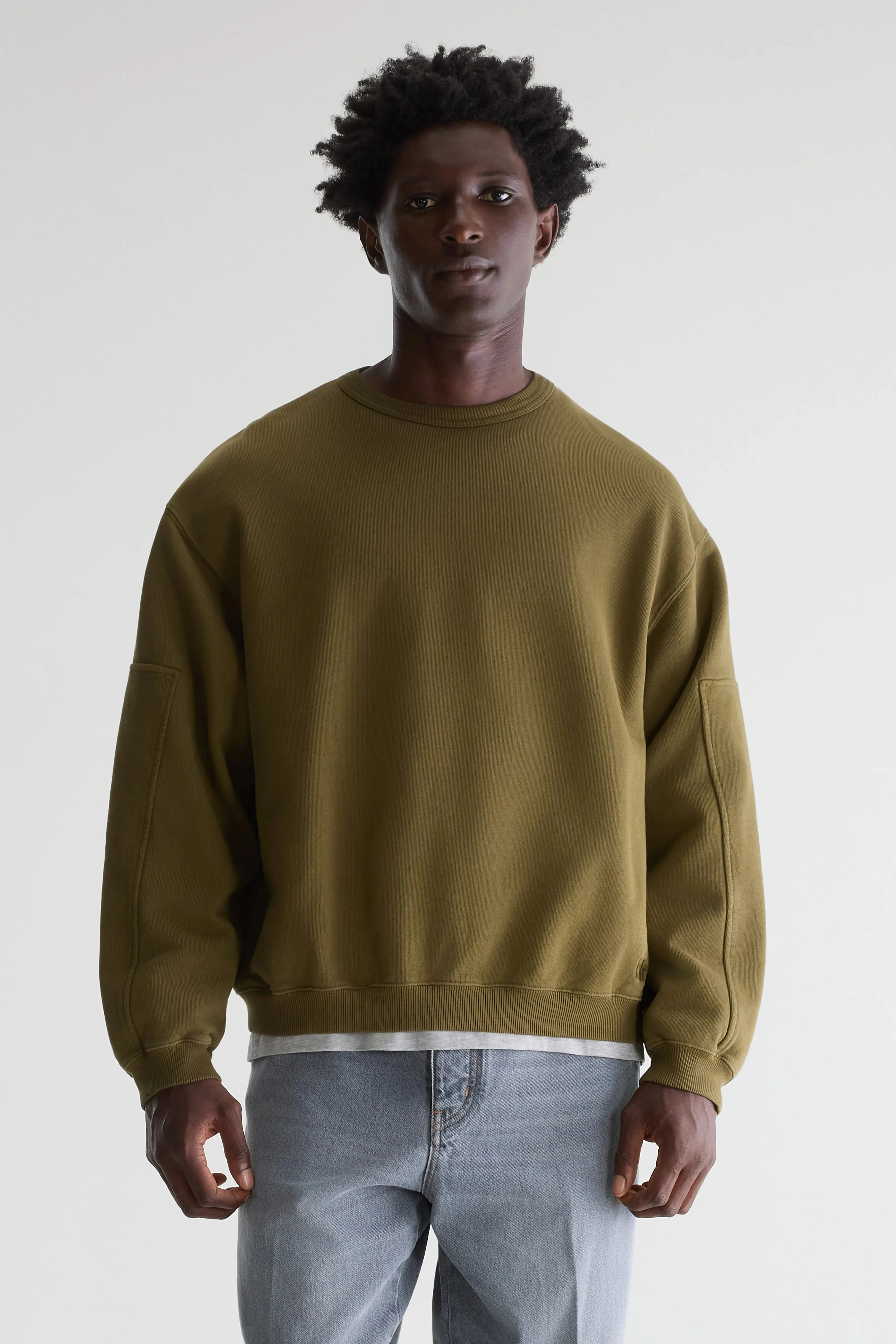 Fapien crewneck sweatshirt (261 / M / MILITARY) sold by Bellrose product image thumbnail 2