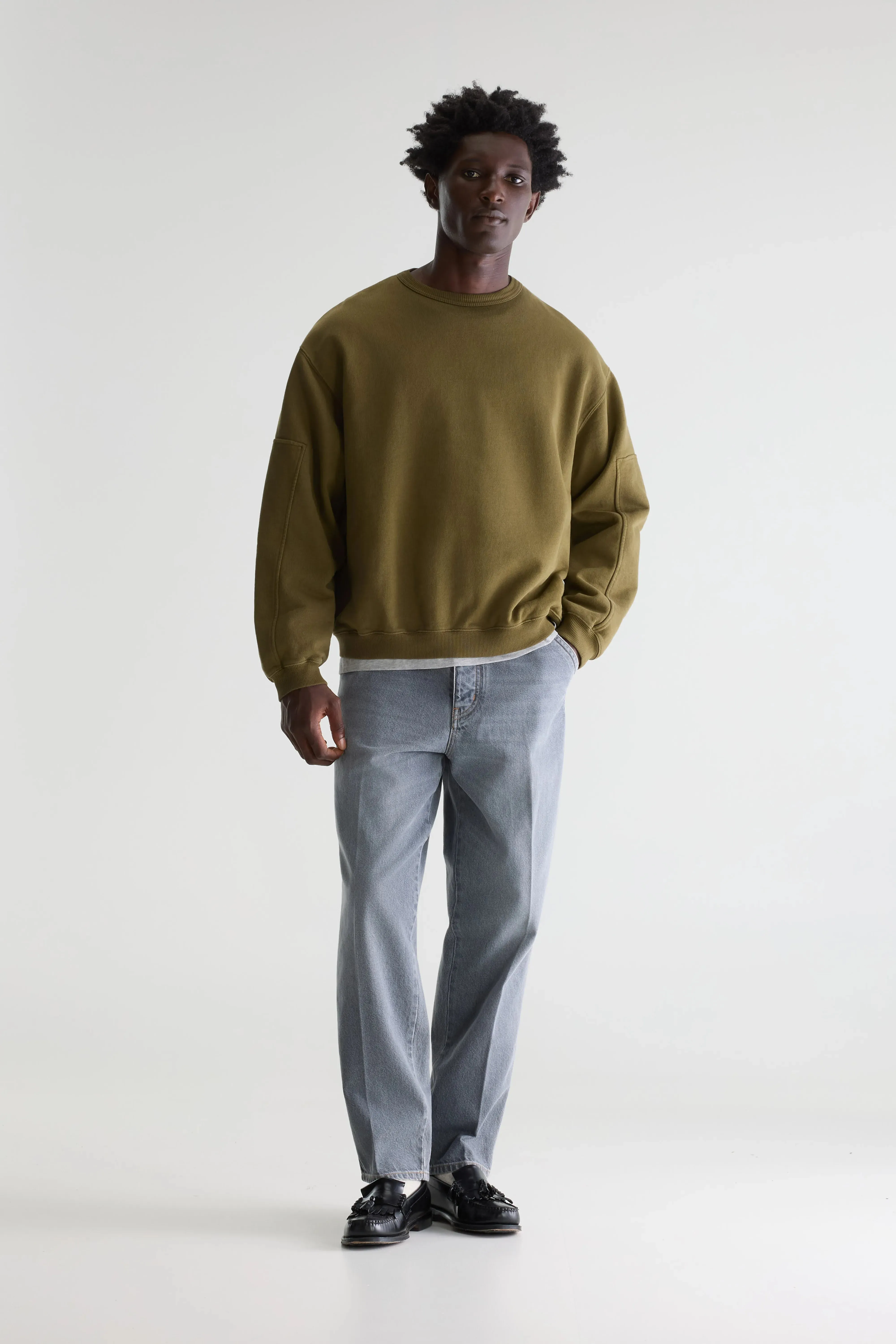 Fapien crewneck sweatshirt (261 / M / MILITARY) sold by Bellrose product image thumbnail 3