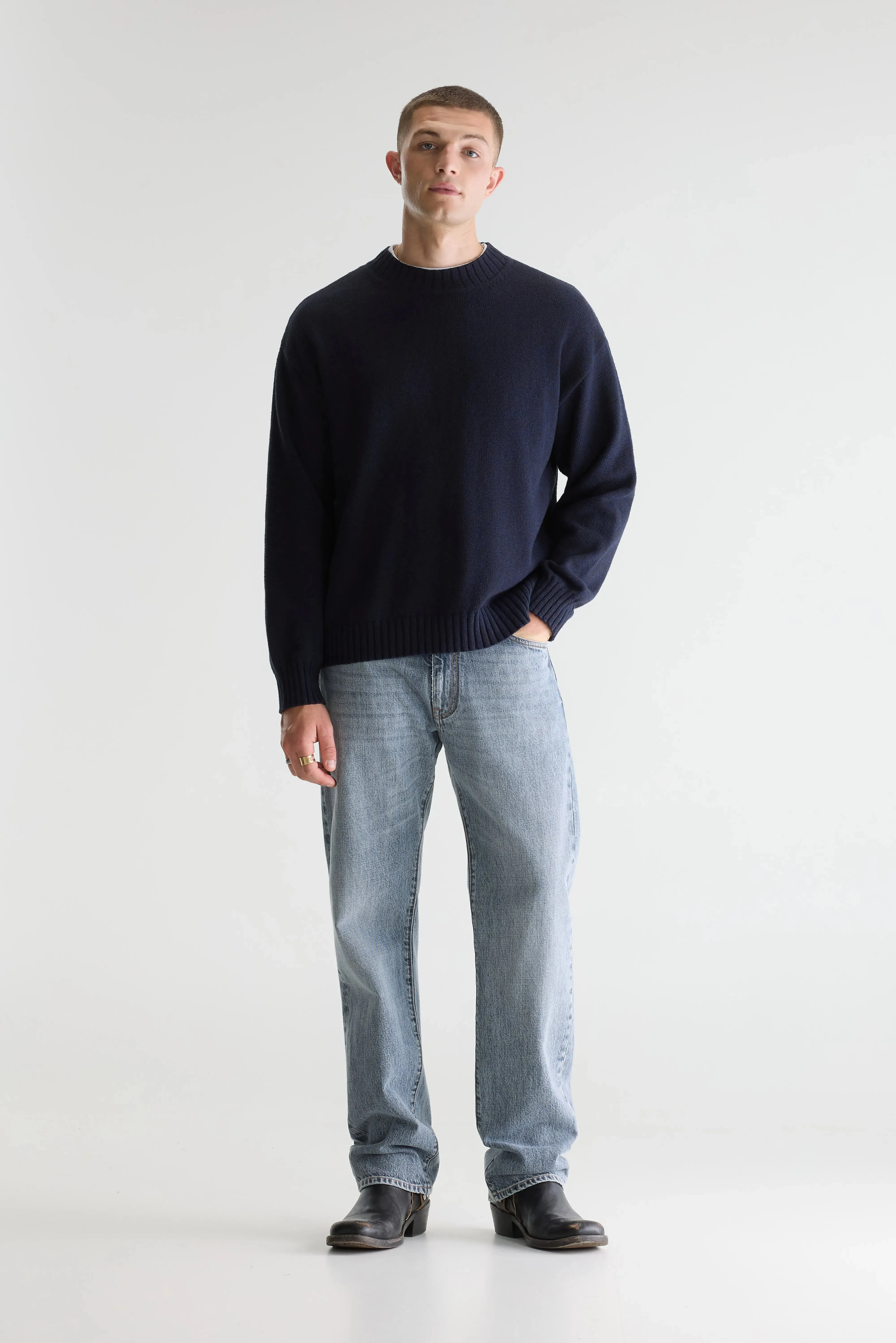 Grimo two-tone sweater (261 / M / BLACK BLUE) sold by Bellrose product image thumbnail 3