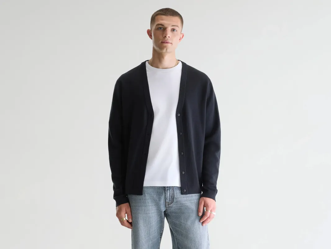 Dilze cardigan (261 / M / LICORICE) sold by Bellrose