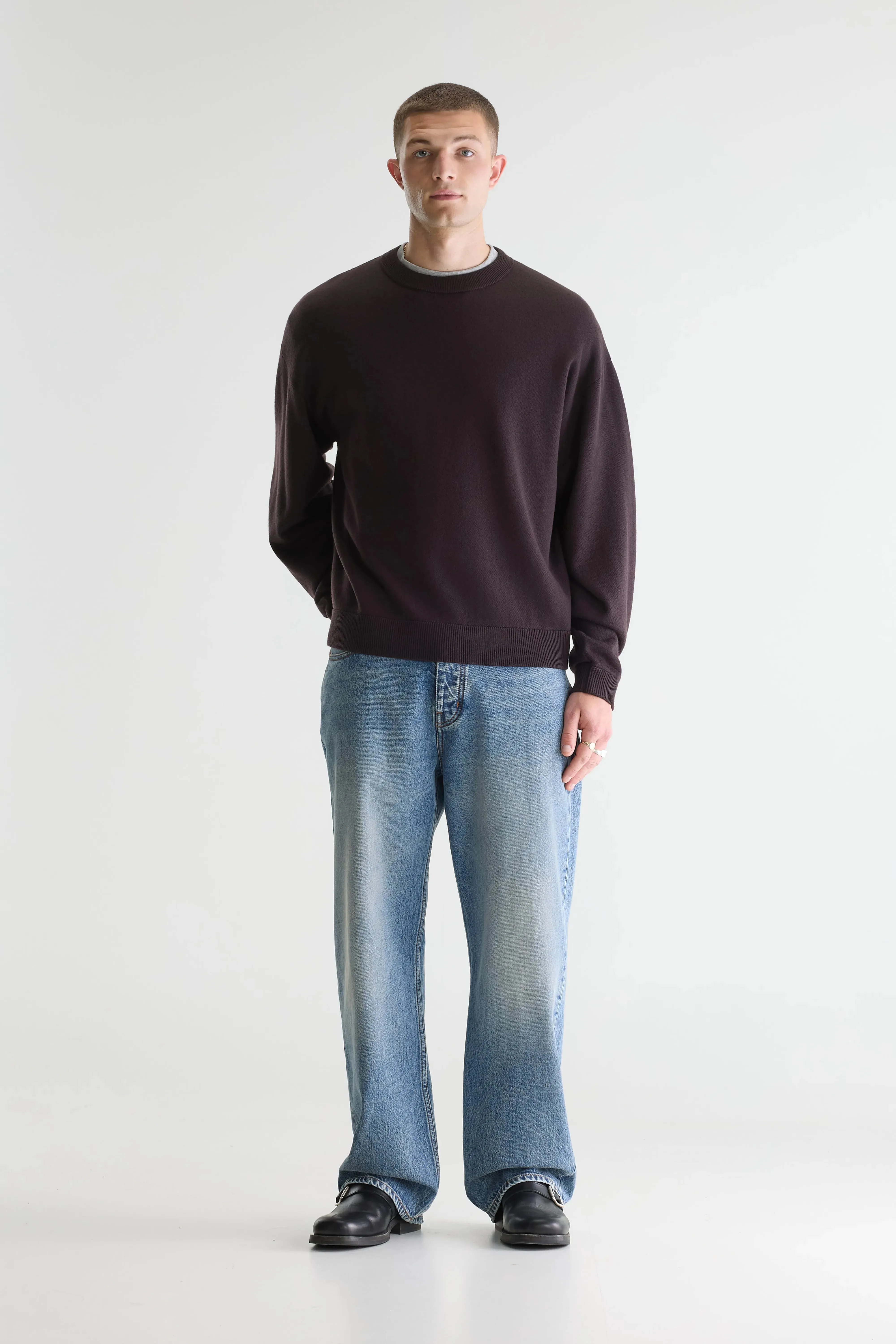 Siamo crewneck sweater (261 / M / DARK ROAST) sold by Bellrose product image thumbnail 3