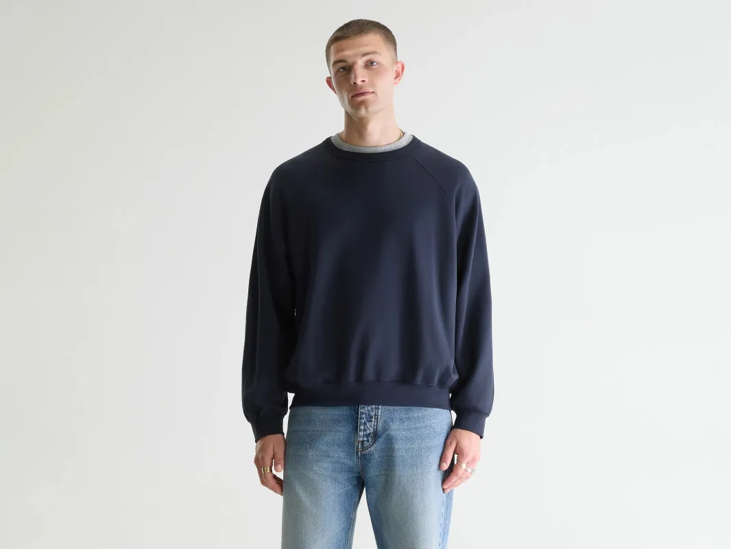 Fablan crewneck sweatshirt (261 / M / DARK NAVY) sold by Bellrose