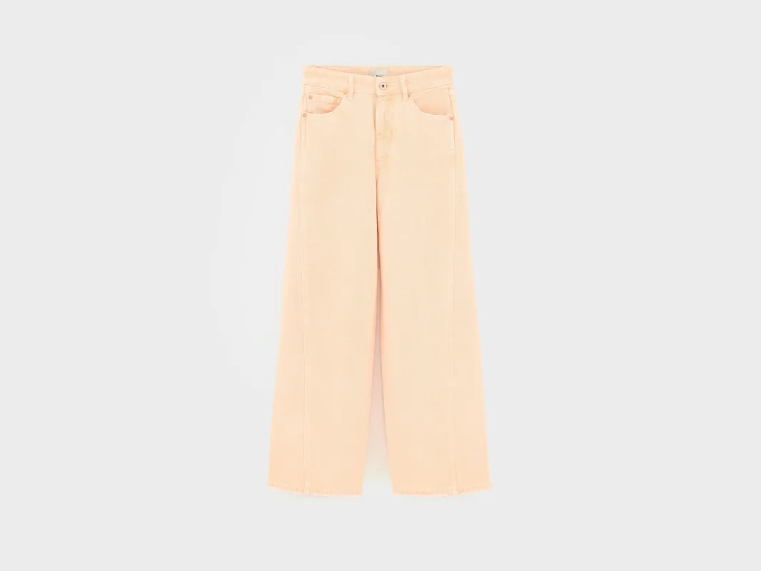 Wanda flared jeans (261 / G / LIGHT ROSE) made by Bellerose