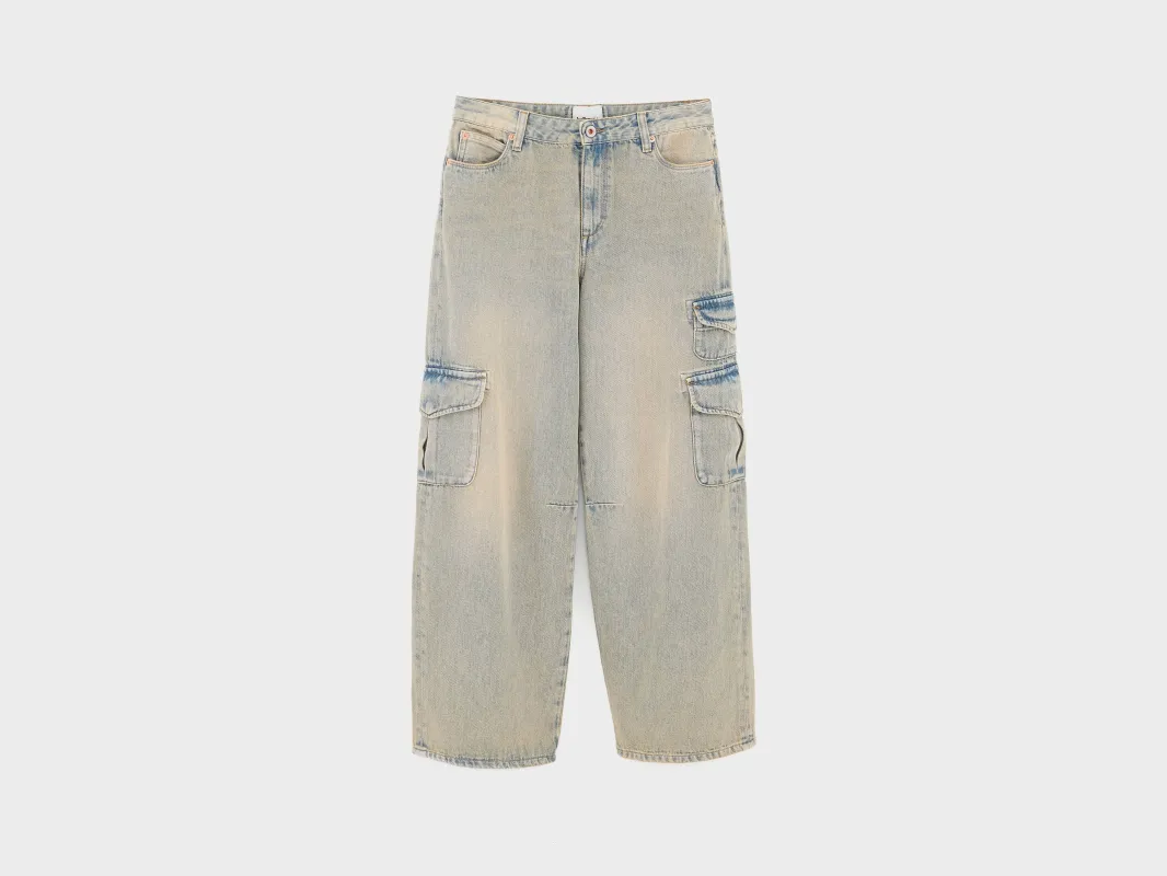 Pietra flared jeans (261 / G / USED BLUE) made by Bellerose