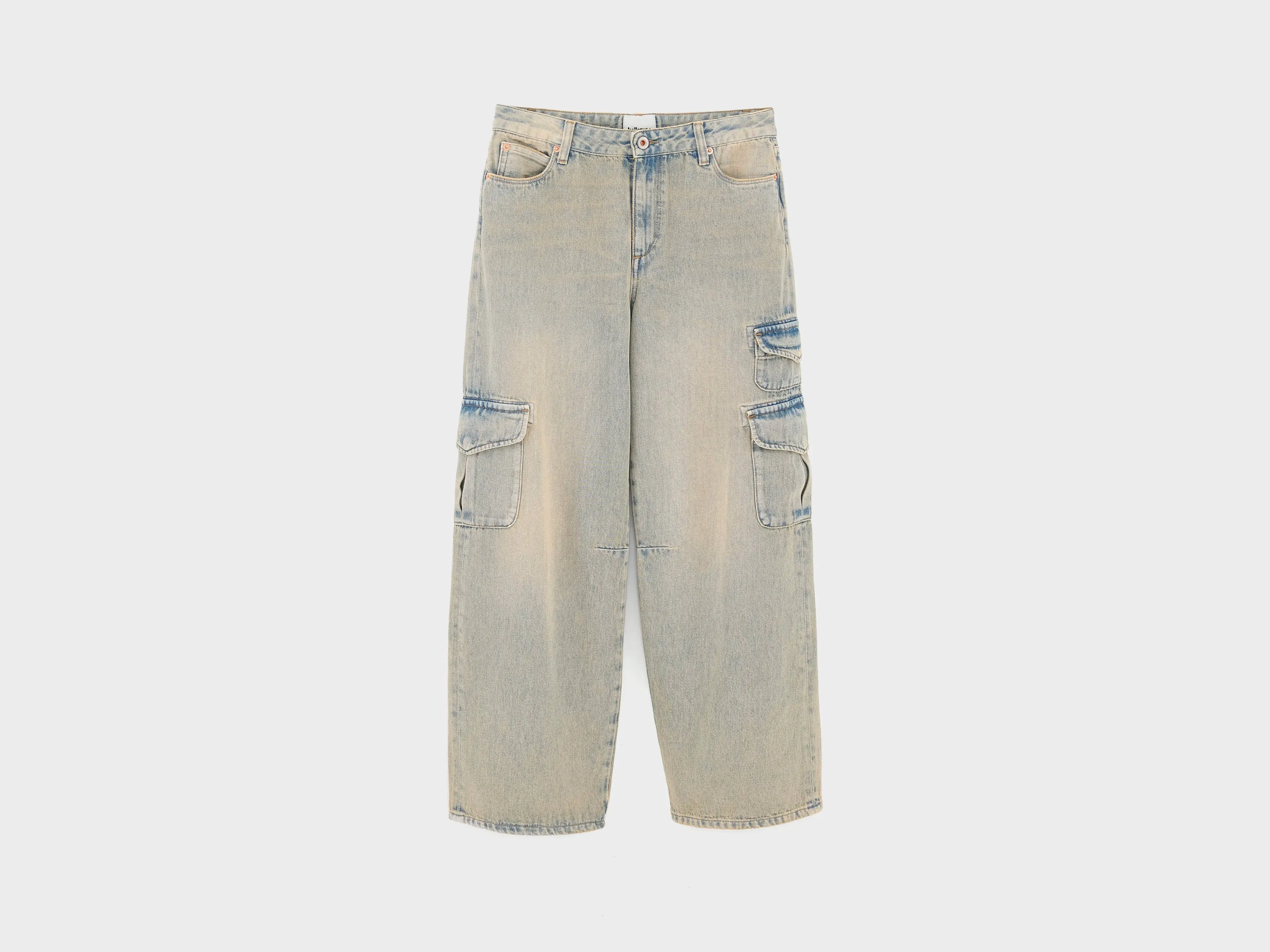 Pietra flared jeans (261 / G / USED BLUE) sold by Bellrose