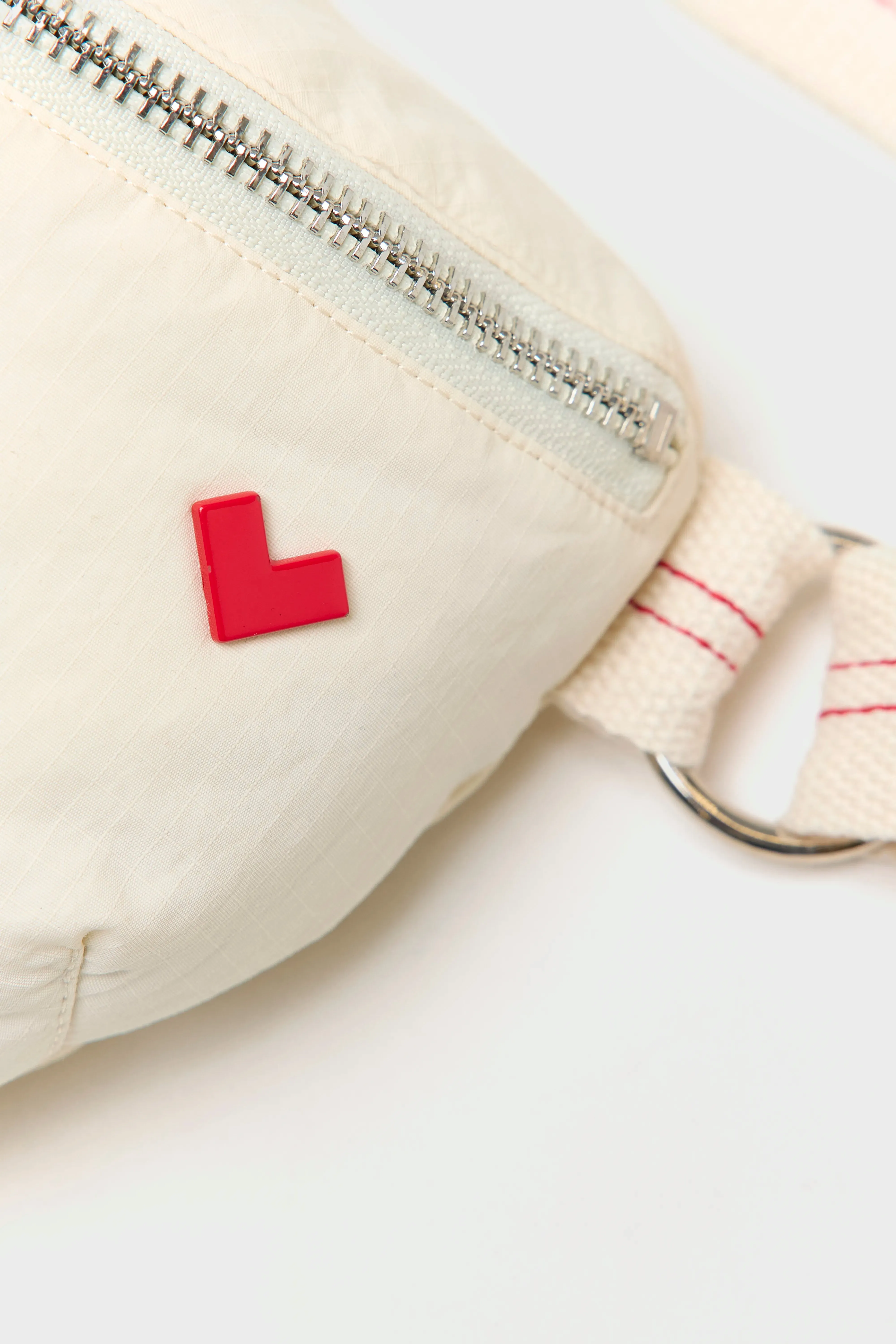 Heccy sling bag (261 / G / WHISPER) sold by Bellrose product image thumbnail 4