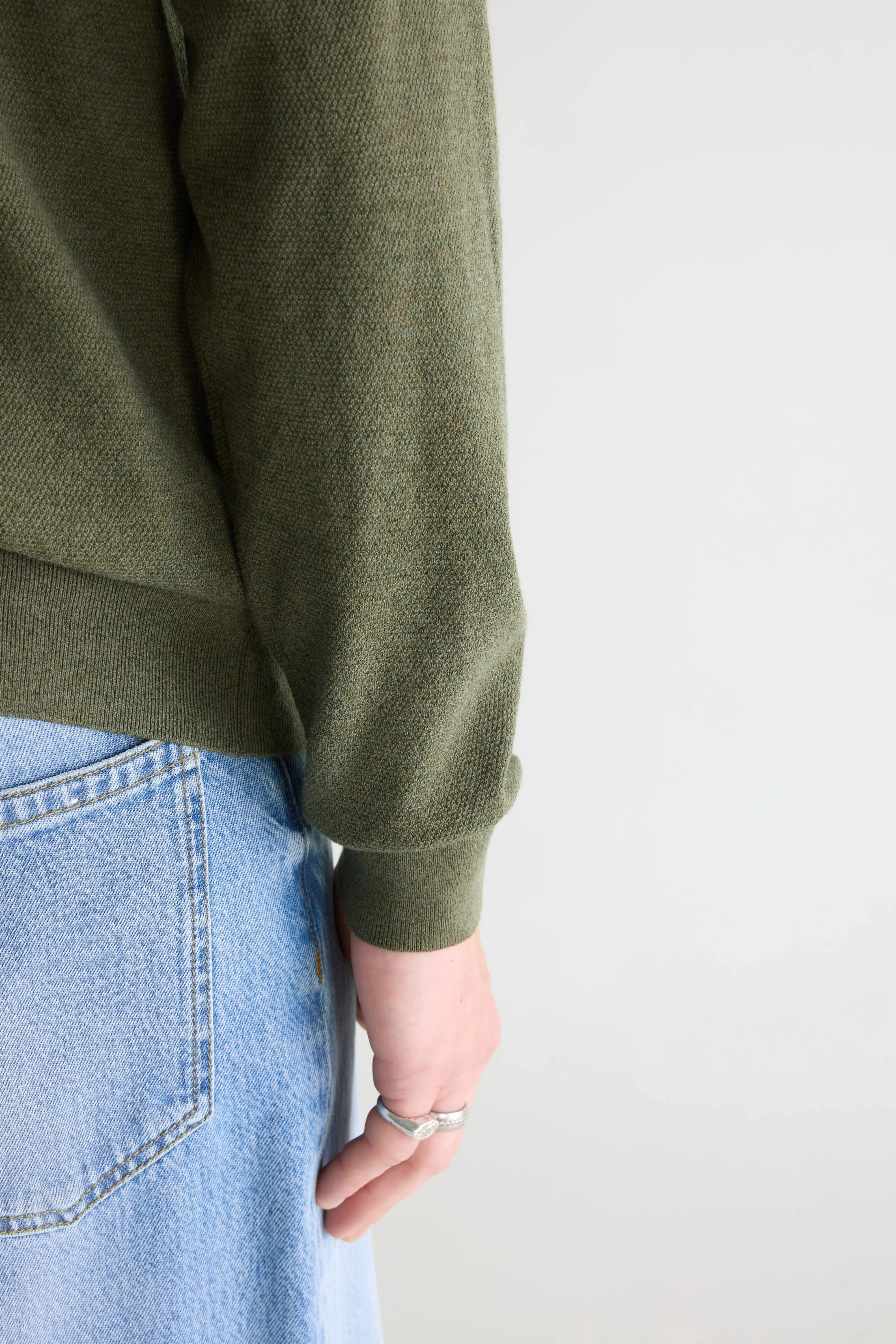 Alyc crewneck sweater (261 / M / JEEP) sold by Bellrose product image thumbnail 5