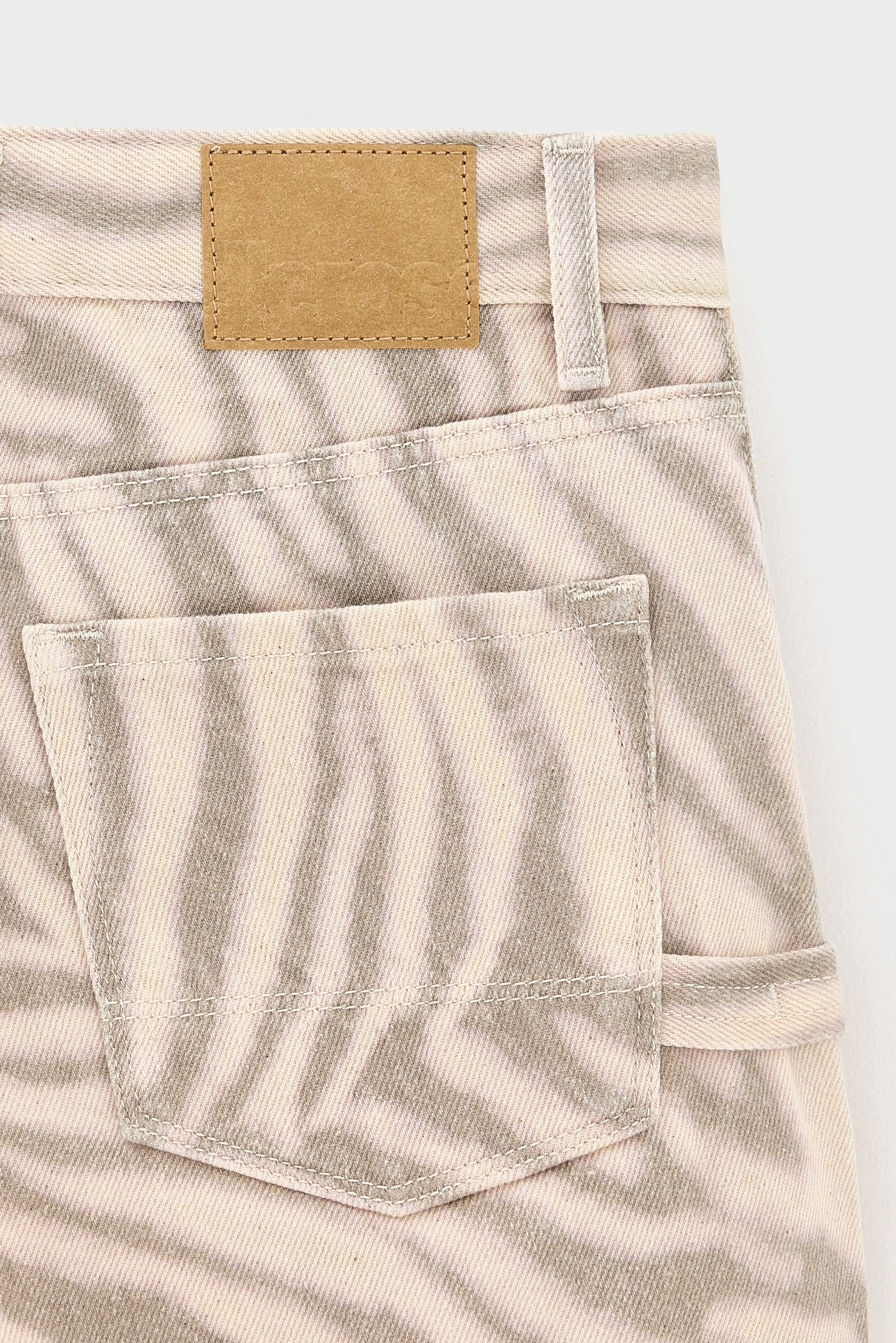 Kyle denim shorts (261 / G / NATURAL) sold by Bellrose product image thumbnail 5