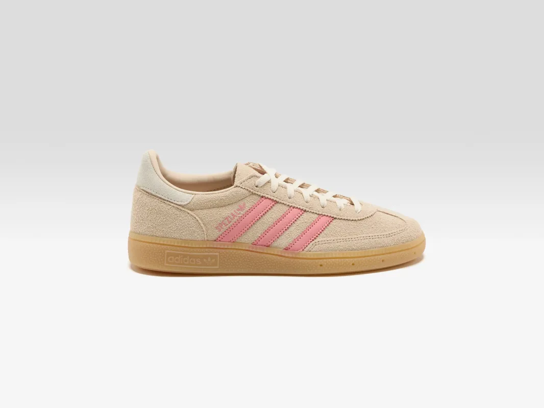 Handball Spezial for Women  (261 / W / PINK) made by Adidas