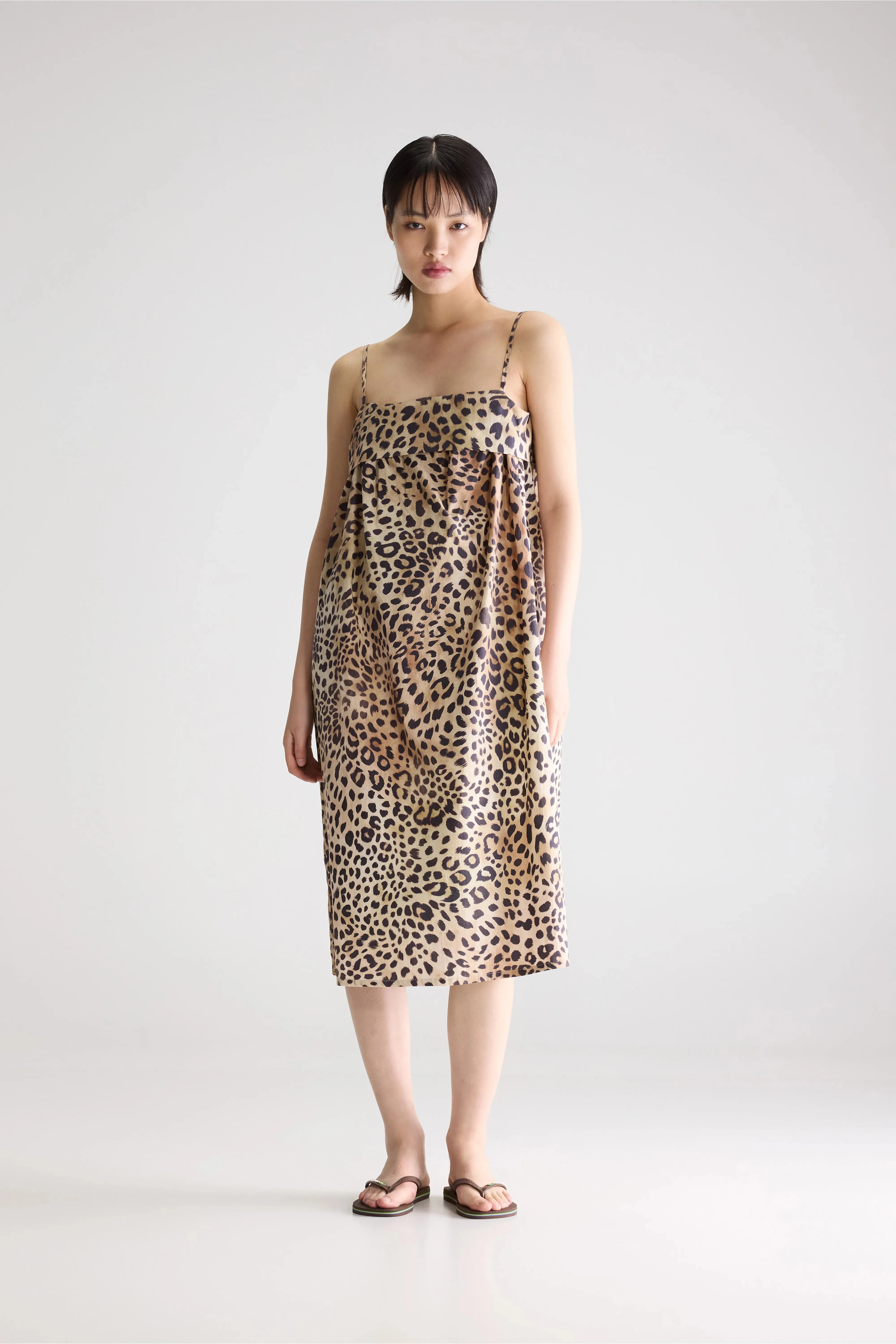 Tokyo leopard midi dress (261 / W / COMBO A) sold by Bellrose product image thumbnail 2