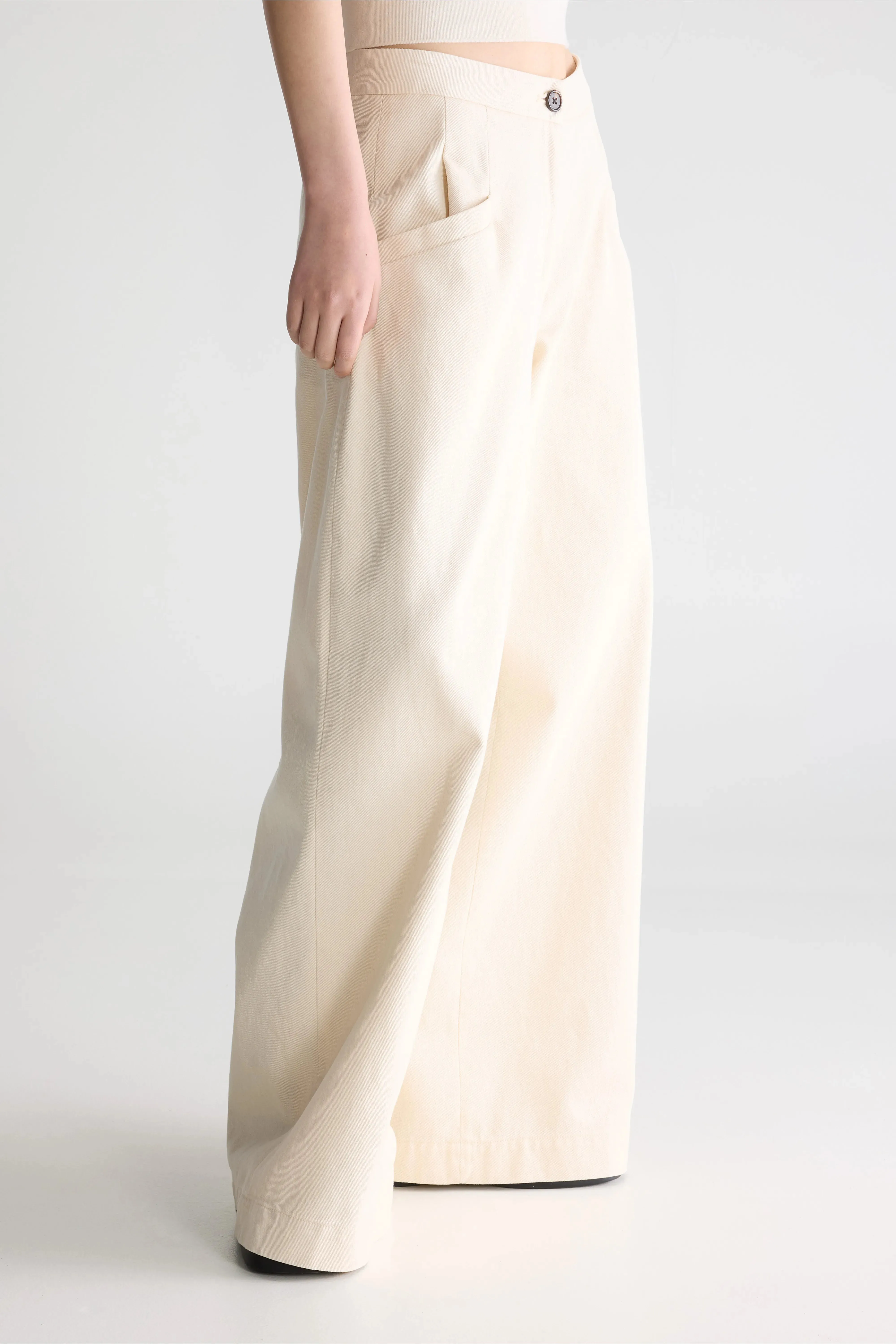 Jesper wide trousers (261 / W / CREAM) sold by Bellrose product image thumbnail 5