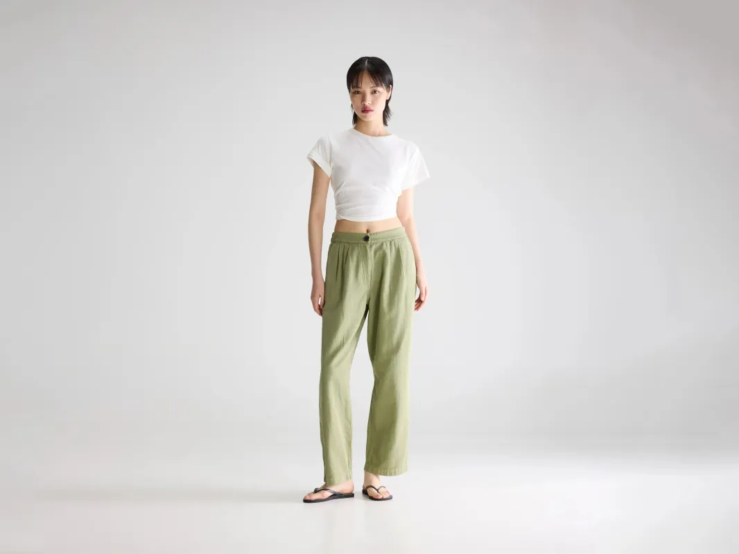 Pillow regular trousers (261 / W / THYM) made by Bellerose