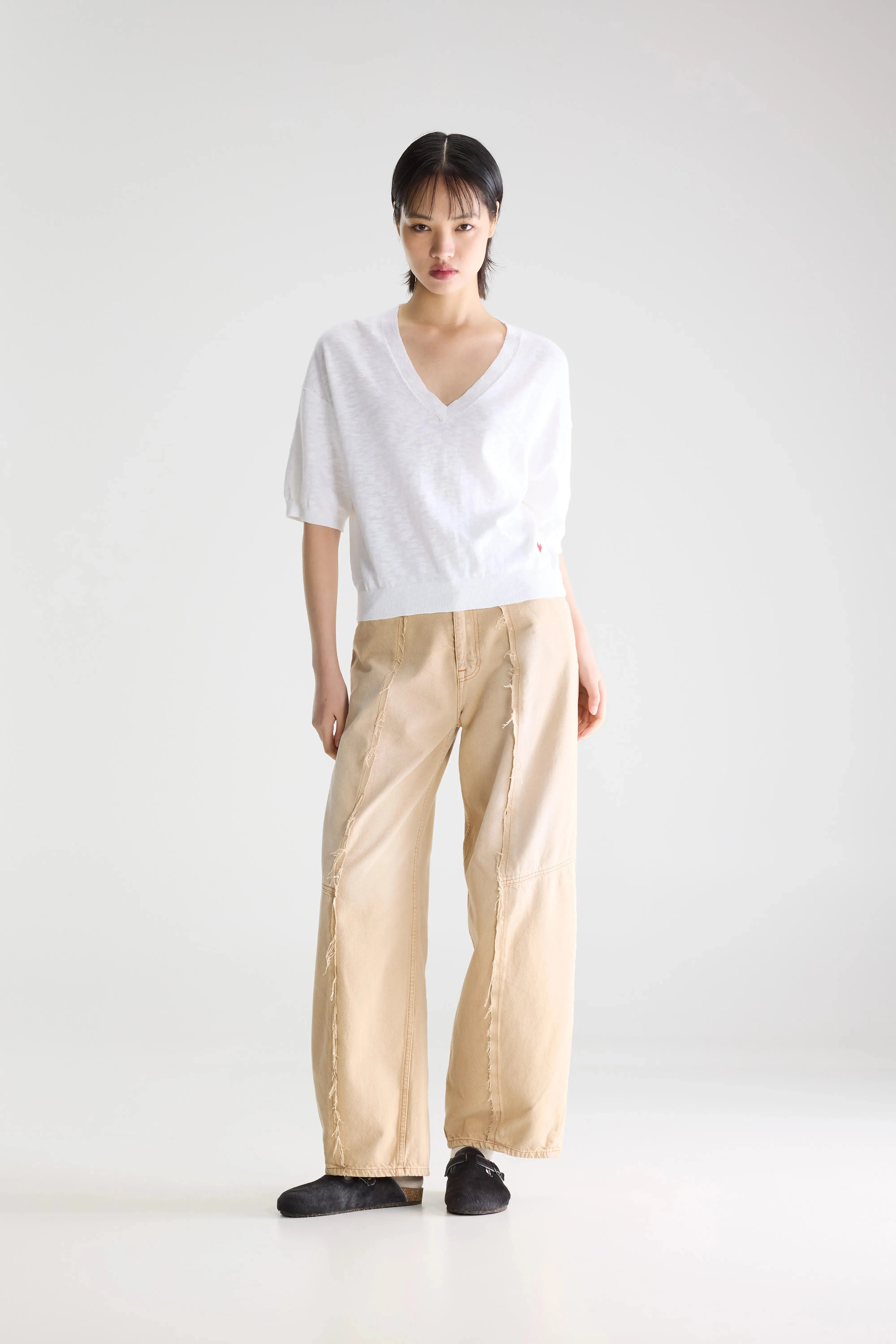 Dadif v-neck sweater (261 / W / WHITE) sold by Bellrose product image thumbnail 3