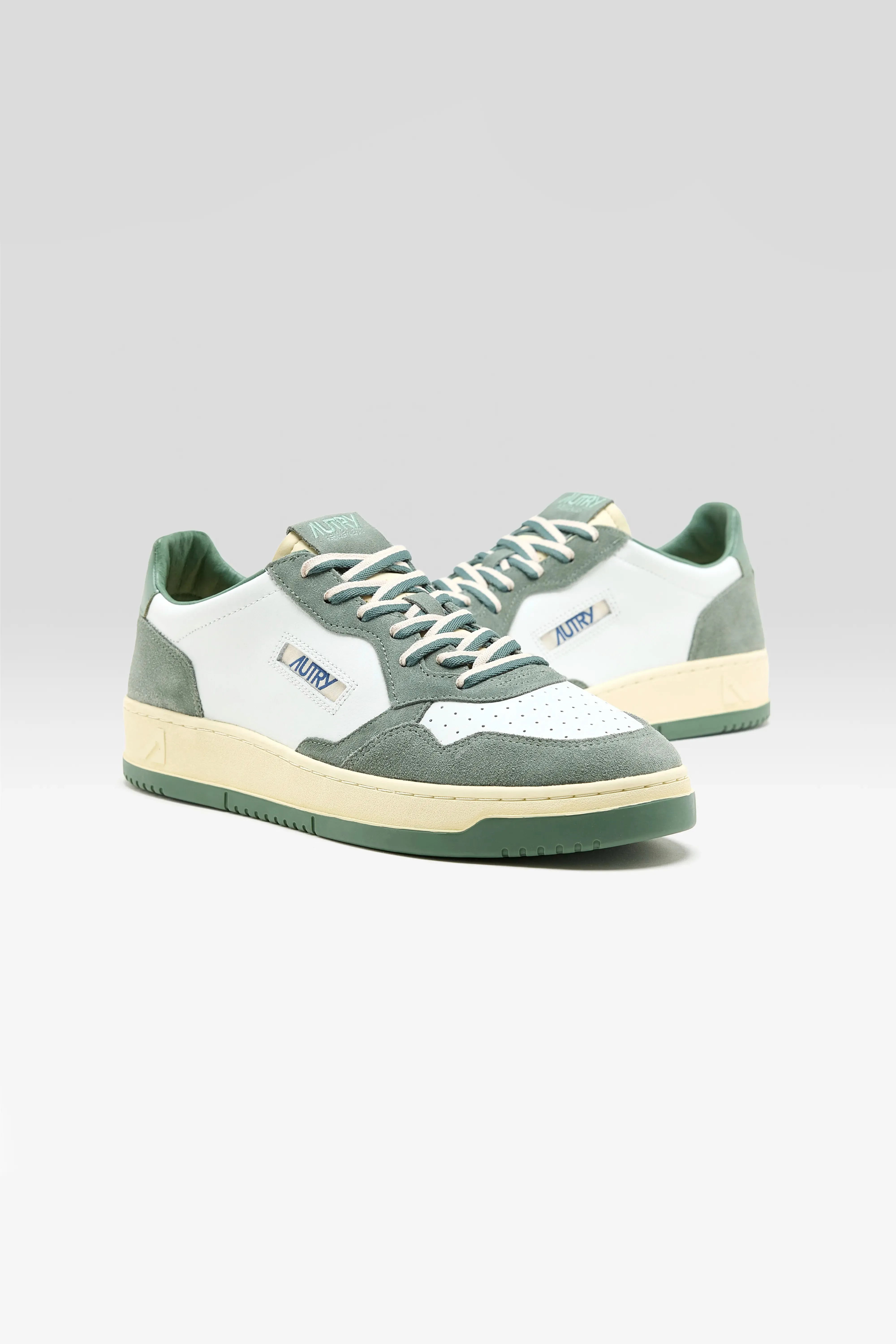 Medalist Low for Men (261 / M / GREEN STONE) sold by Bellrose product image thumbnail 3