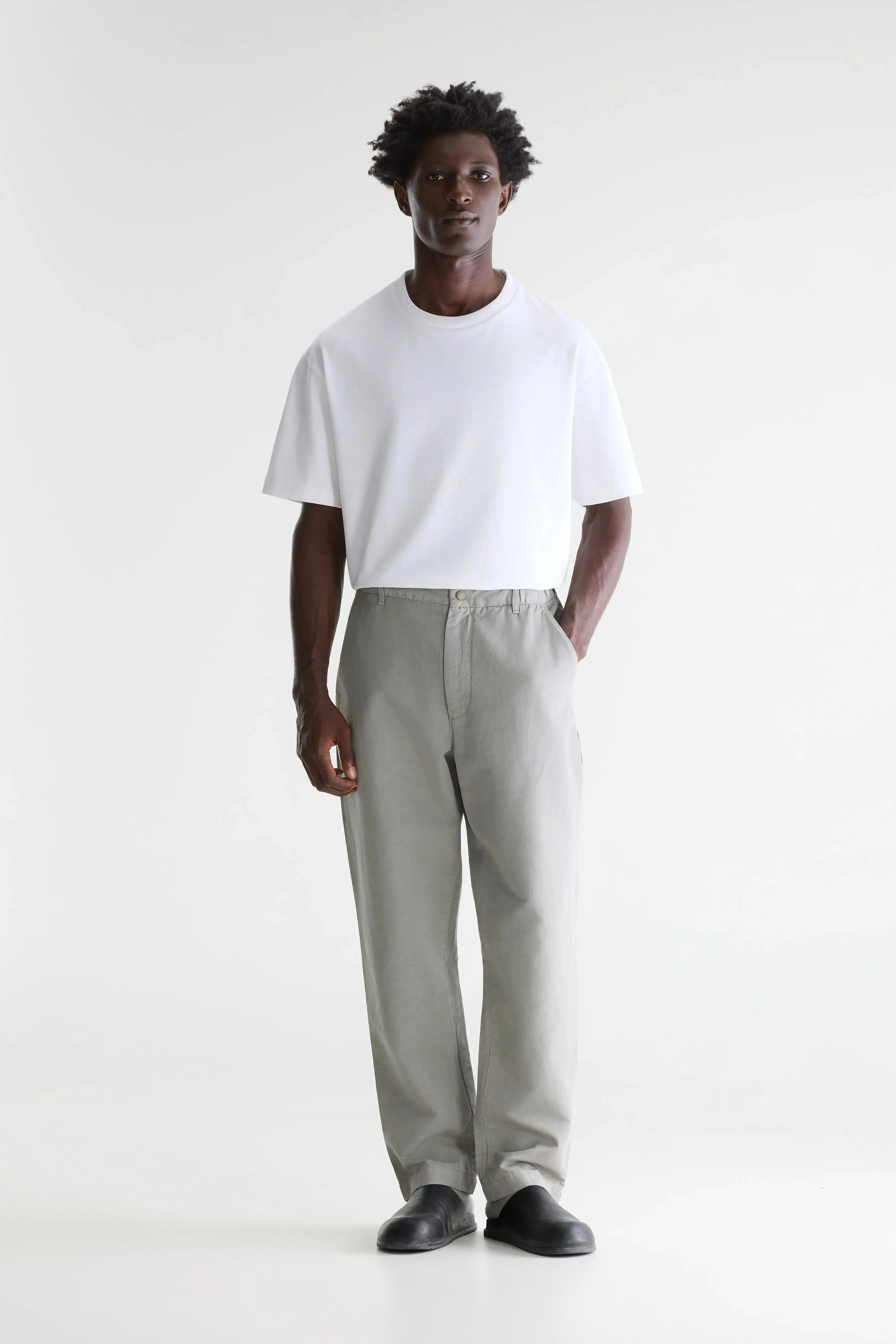 Paynt relaxed trousers (261 / M / CONCRETE) sold by Bellrose product image thumbnail 2