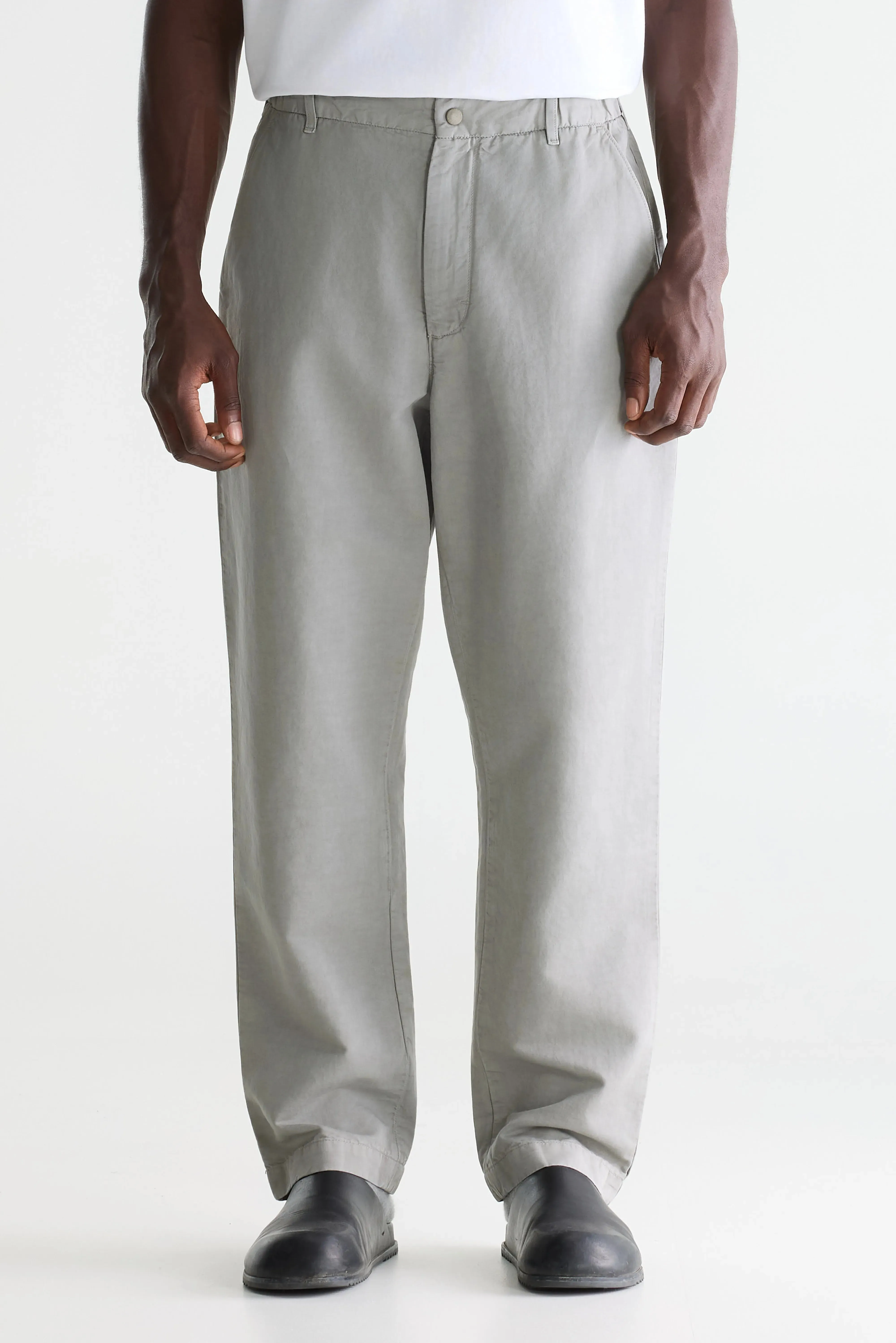 Paynt relaxed trousers (261 / M / CONCRETE) sold by Bellrose product image thumbnail 3
