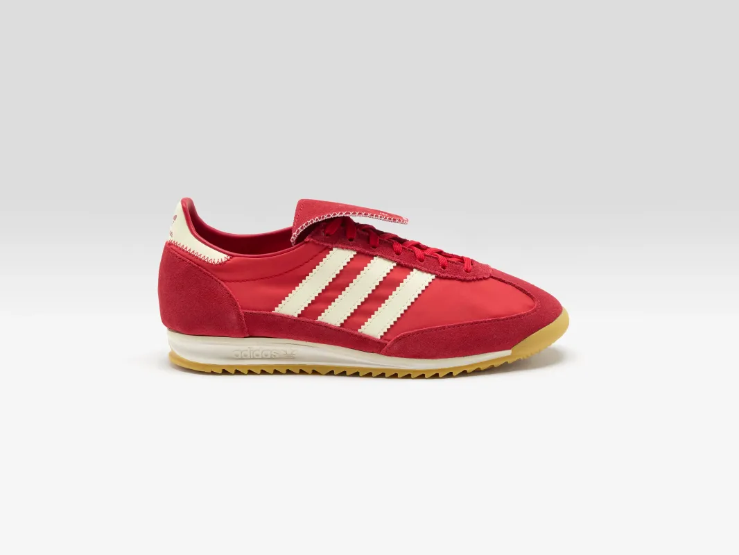 SL 72 OG LT for Women  (261 / W / RED) made by Adidas