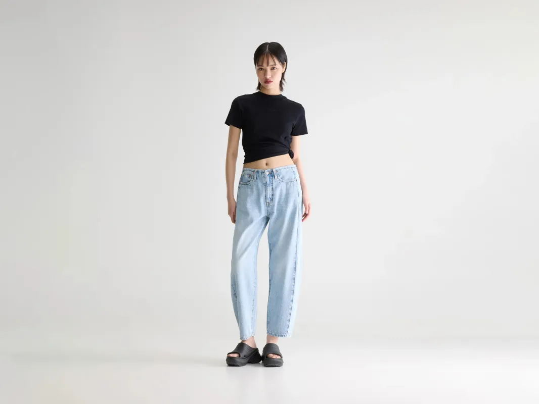 Denim N. 55 loose jeans (261 / W / LT BLUE BLEACH) sold by Bellrose