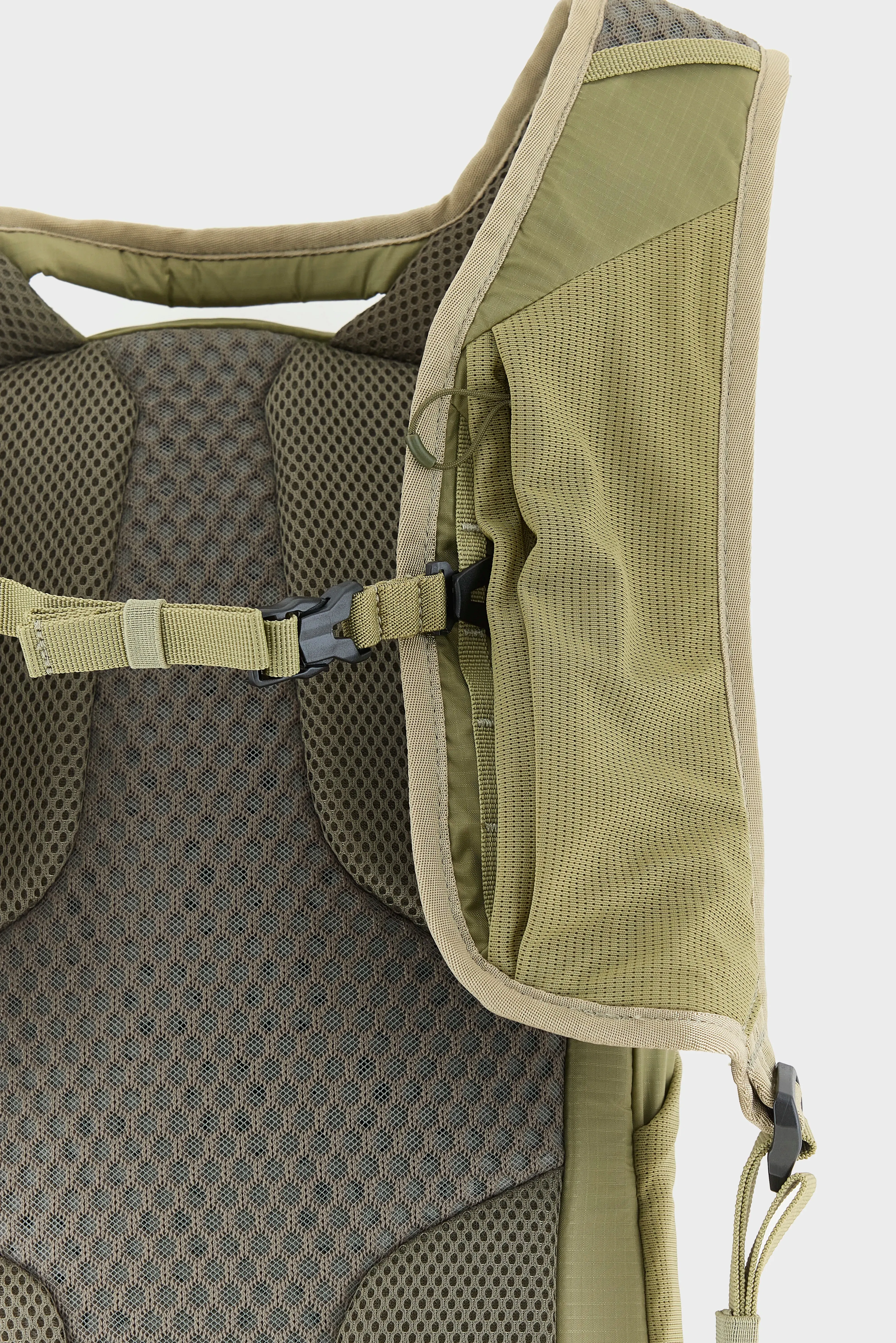 XT 15 Backpack (261 / W / OLIVE) sold by Bellrose product image thumbnail 5