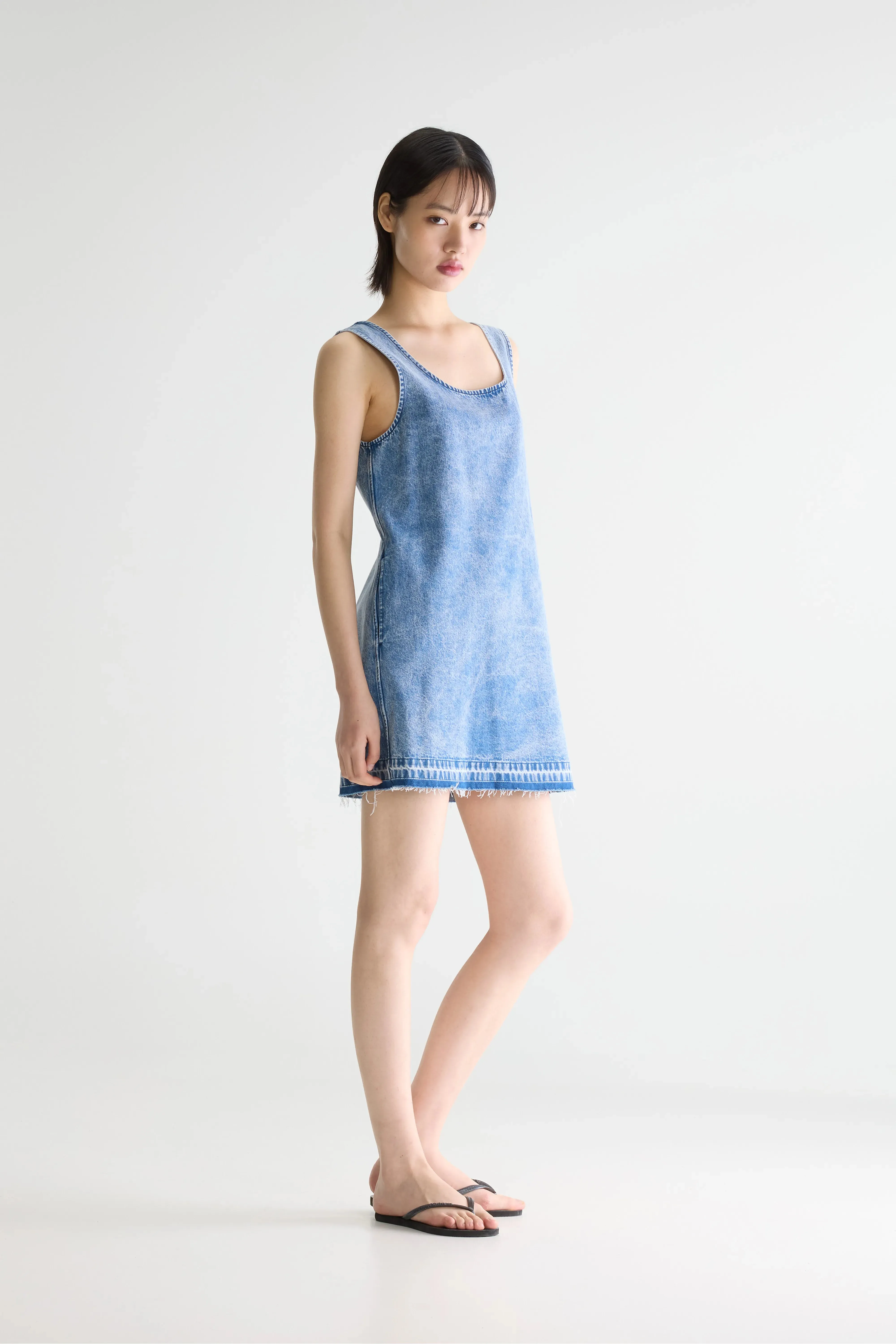 Junie denim mini dress (261 / W / VNTG STONE WASH) sold by Bellrose product image thumbnail 4