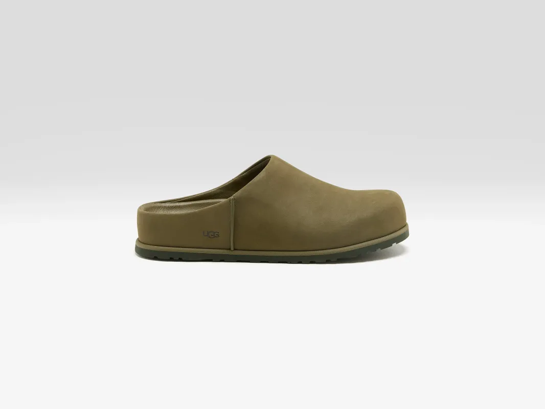Otzo Clogs for Men  (261 / M / DARK OLIVE) made by UGG