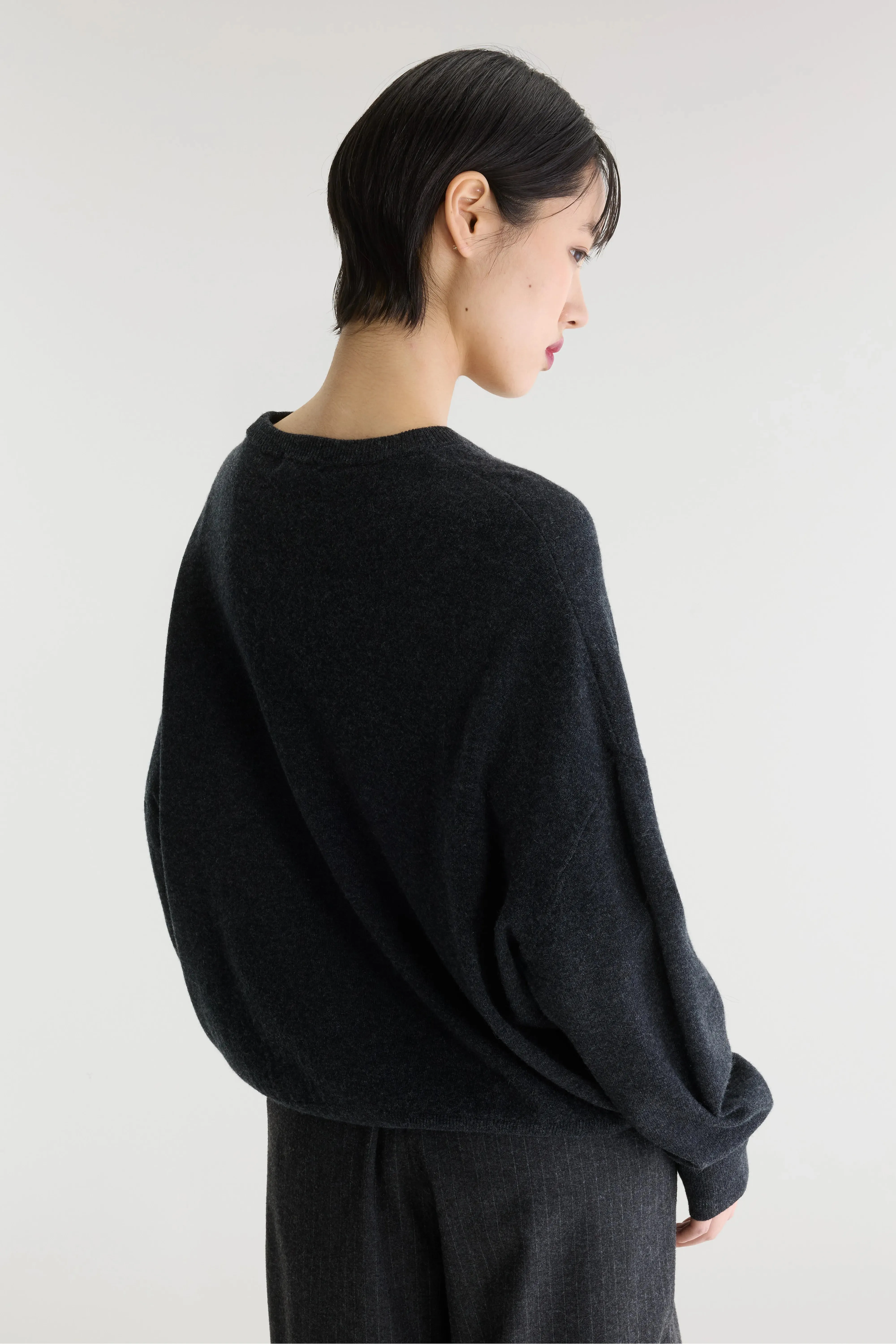 Sonon crewneck sweater (262 / W / ANTHRACITE) sold by Bellrose product image thumbnail 4