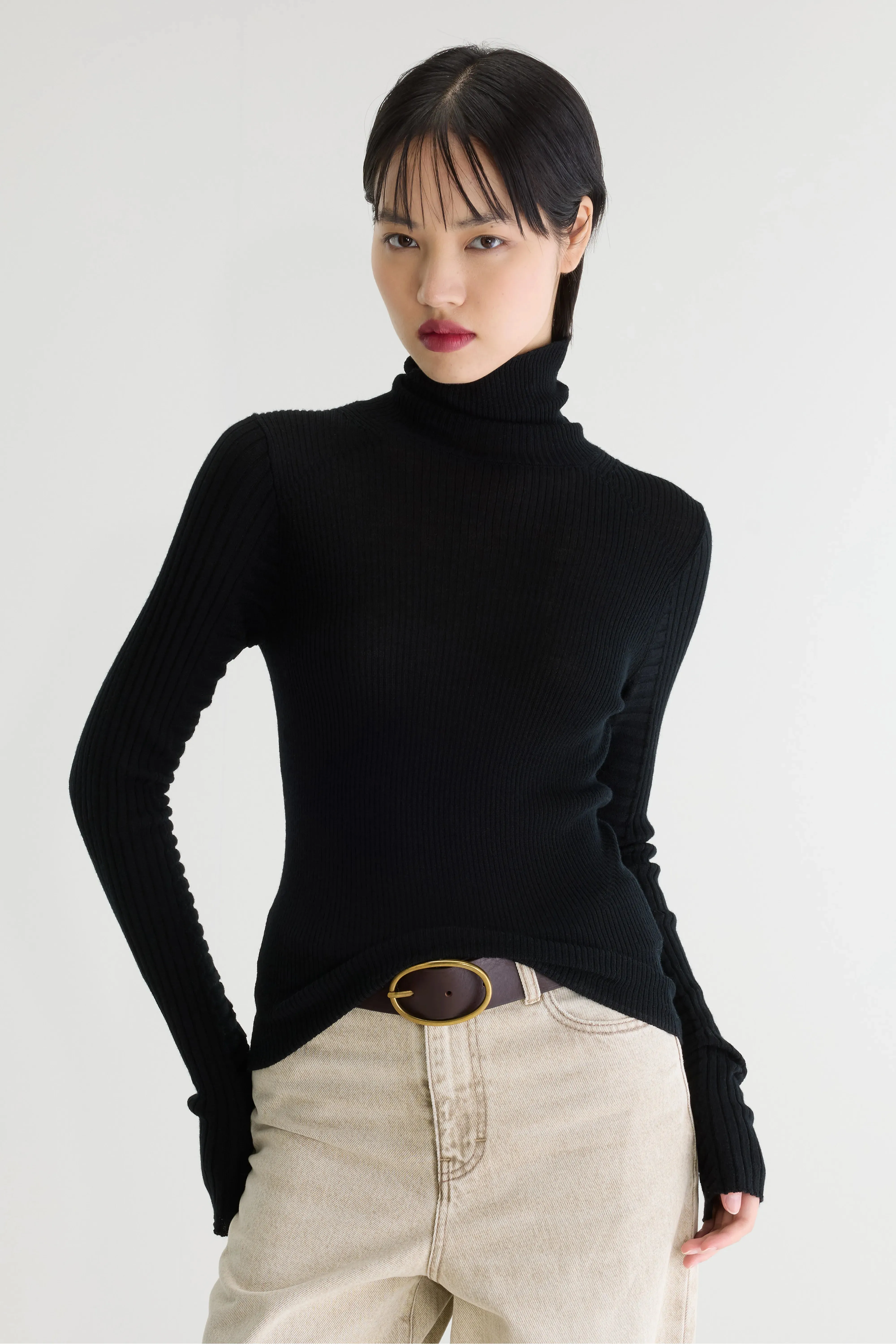Awald slim sweater (262 / W / BLACK) sold by Bellrose product image thumbnail 2