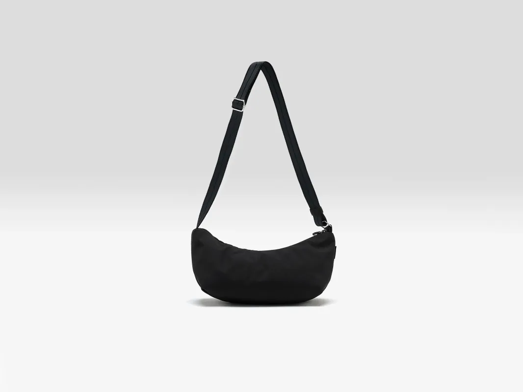 Hane sling bag (262 / W / BLACK BEAUTY) made by Bellerose