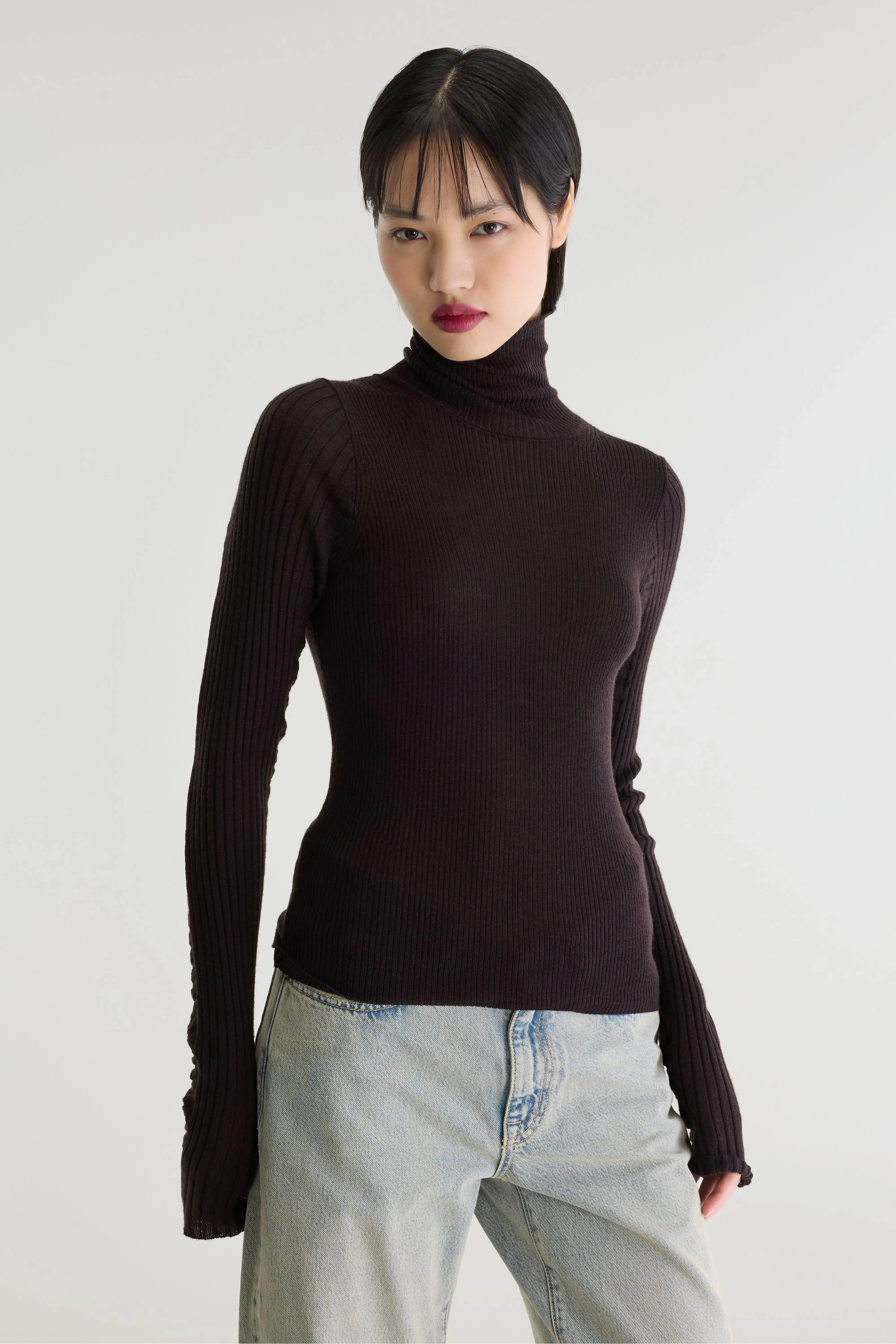 Awald slim sweater (262 / W / EBENE) sold by Bellrose product image thumbnail 2