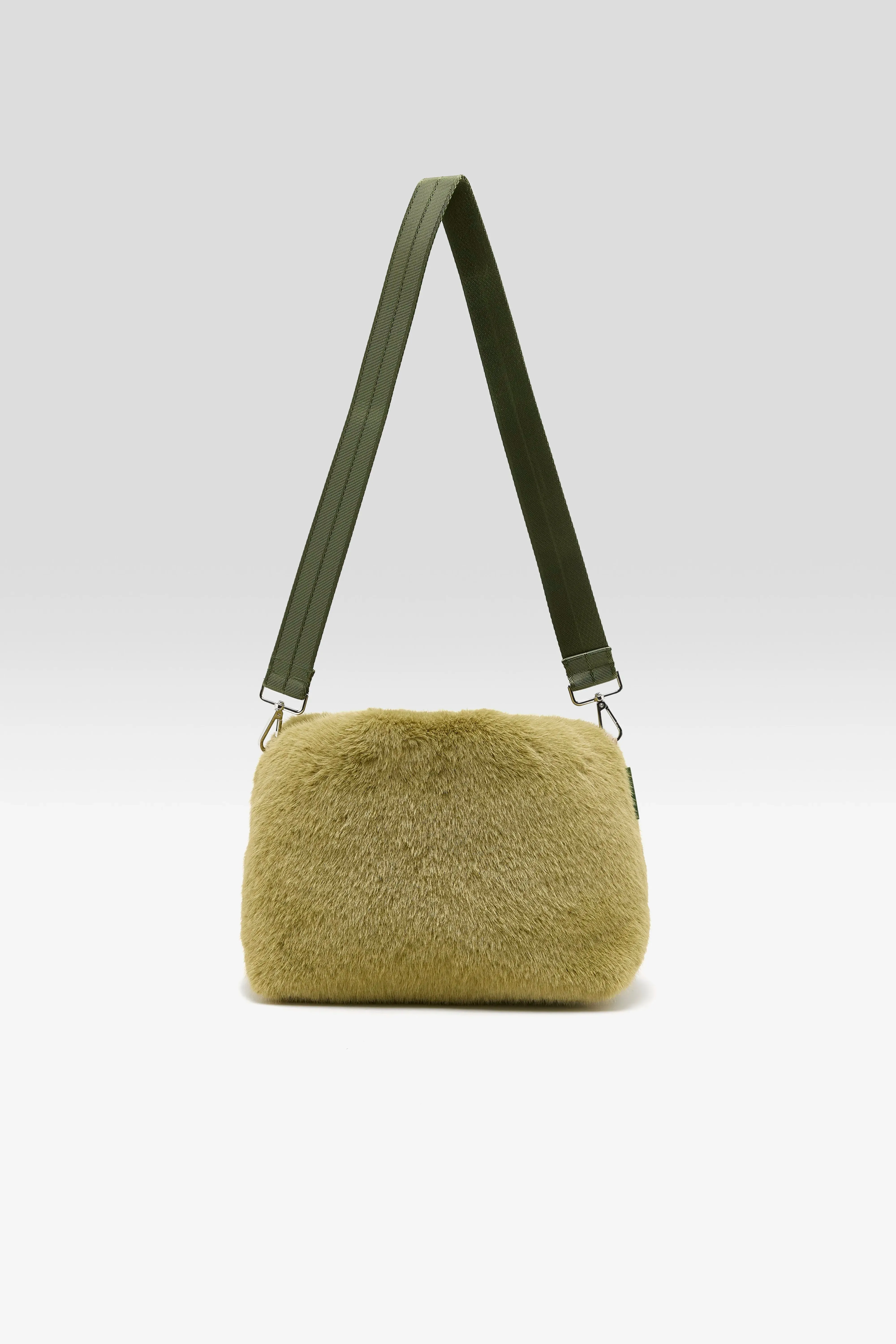 Helga faux-fur handbag (262 / W / TILLEUL) sold by Bellrose product image thumbnail 5